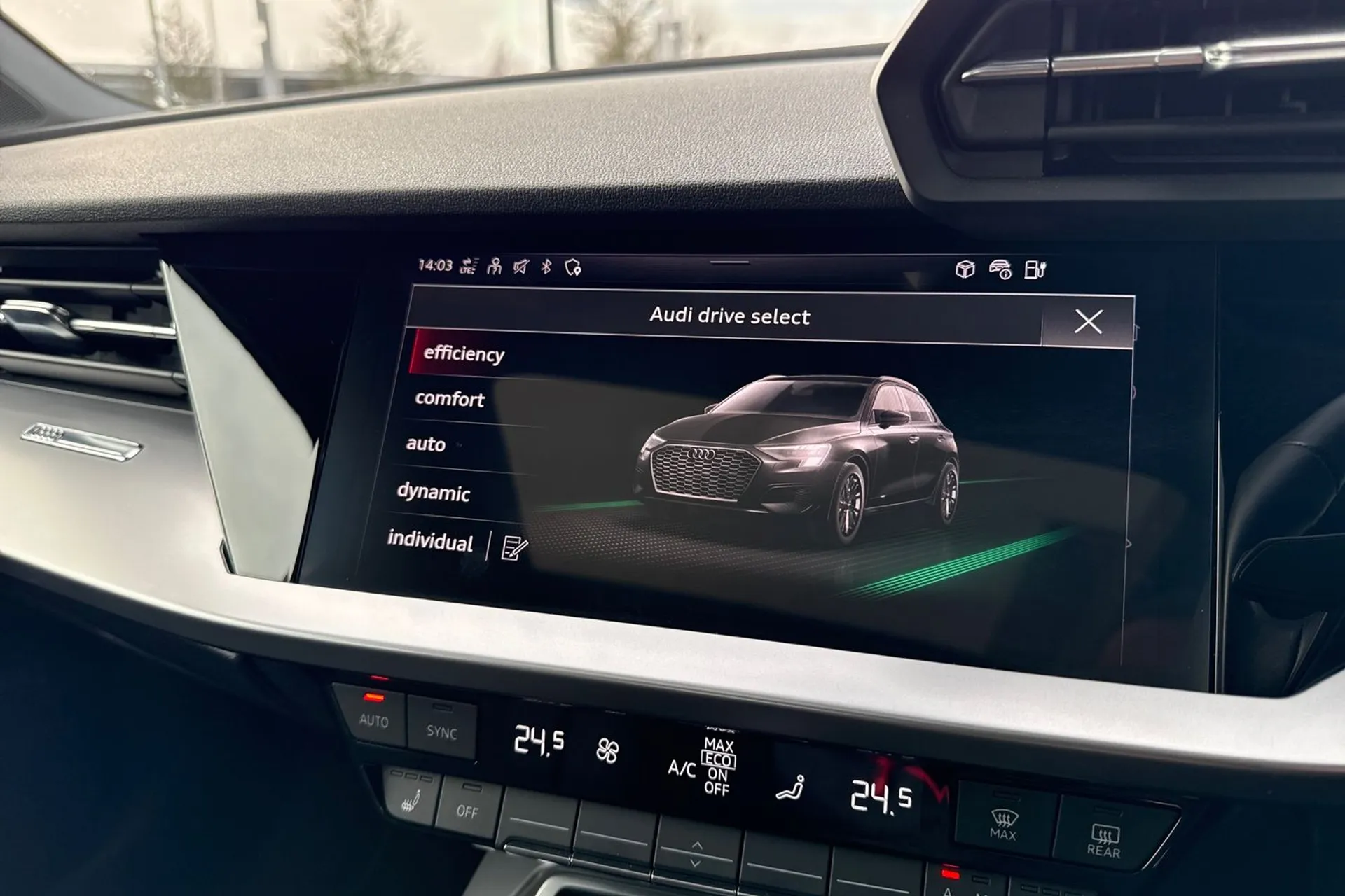 Audi A3 thumbnail image number 23