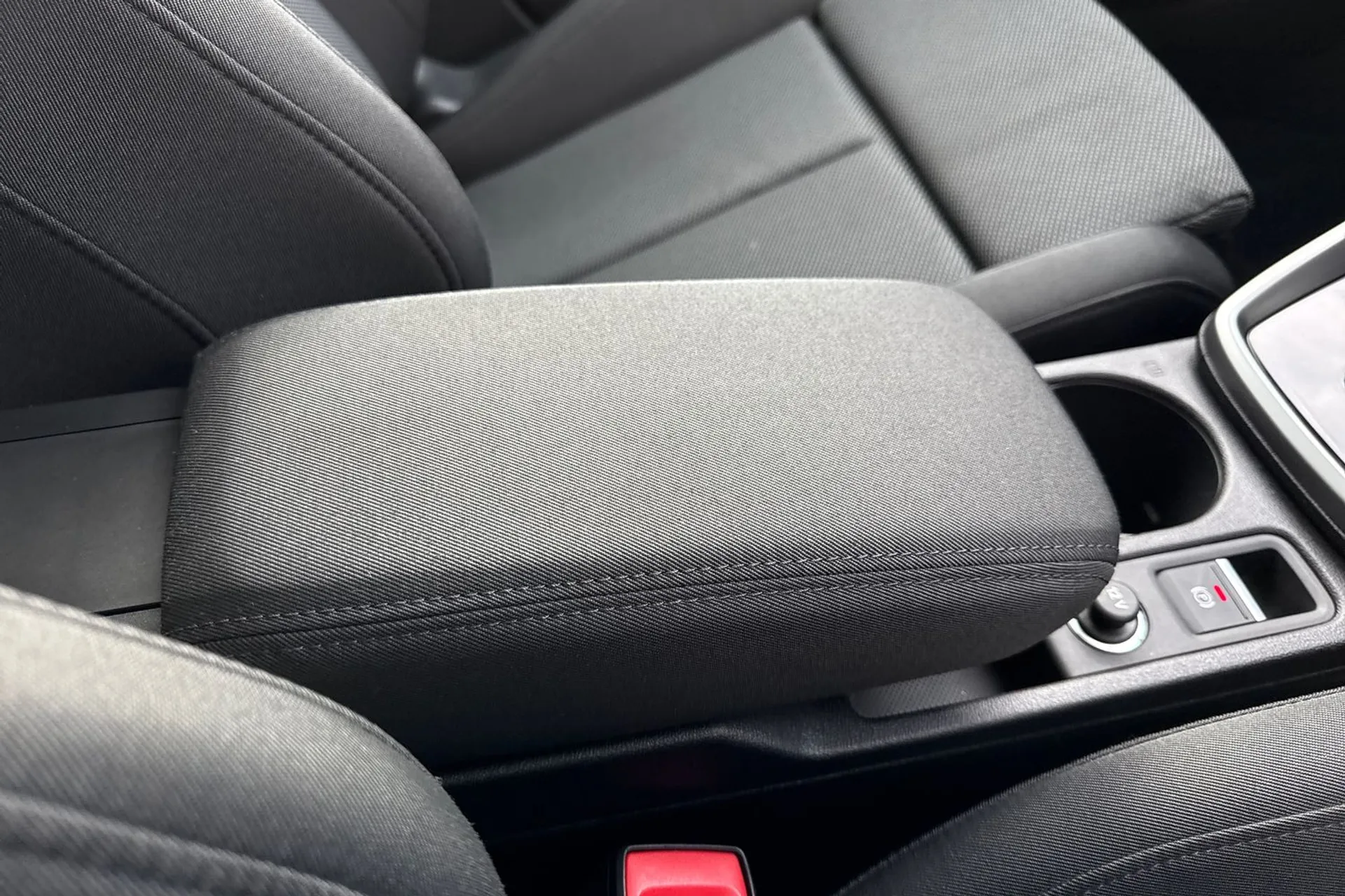 Audi A3 thumbnail image number 46