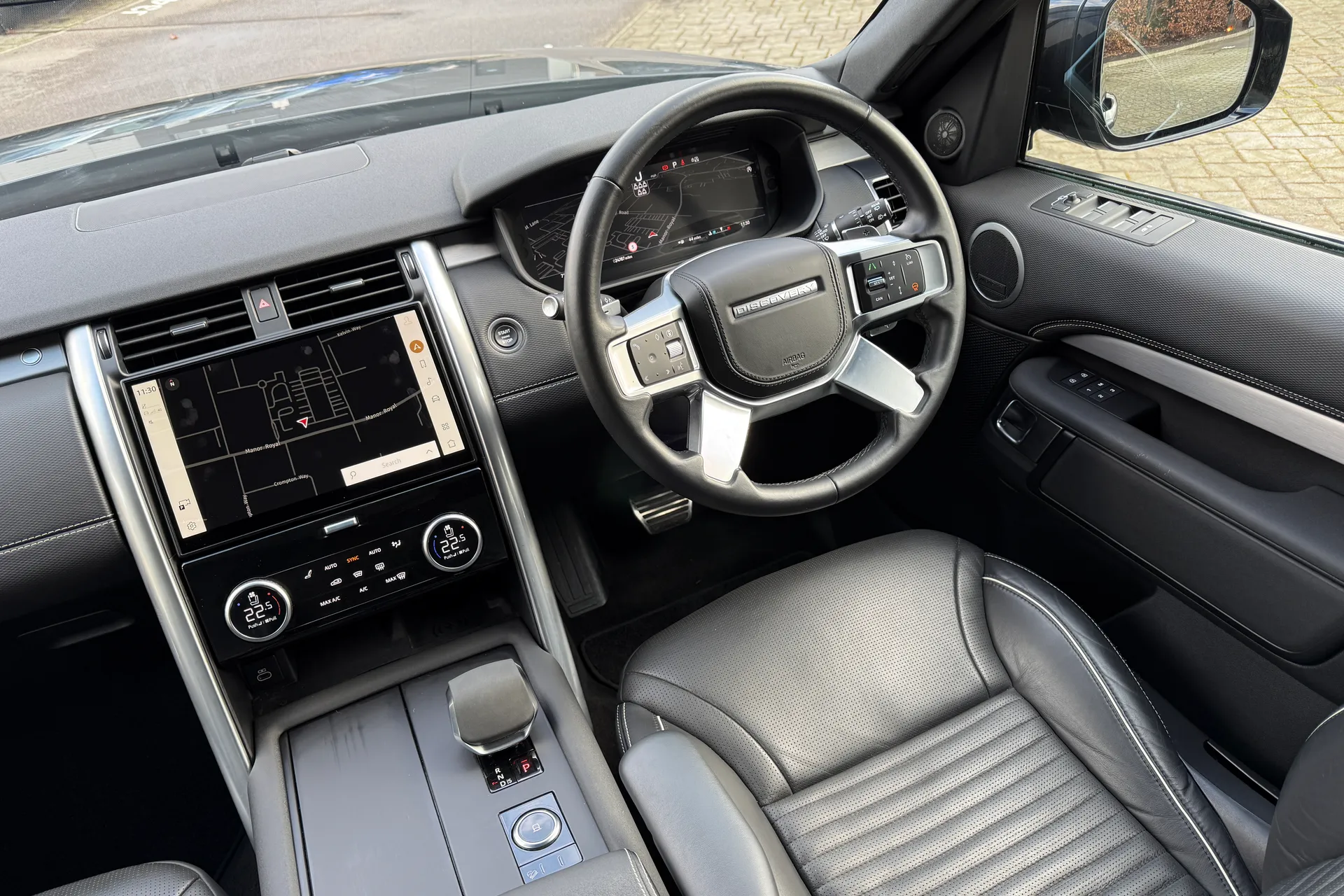 LAND ROVER DISCOVERY thumbnail image number 17