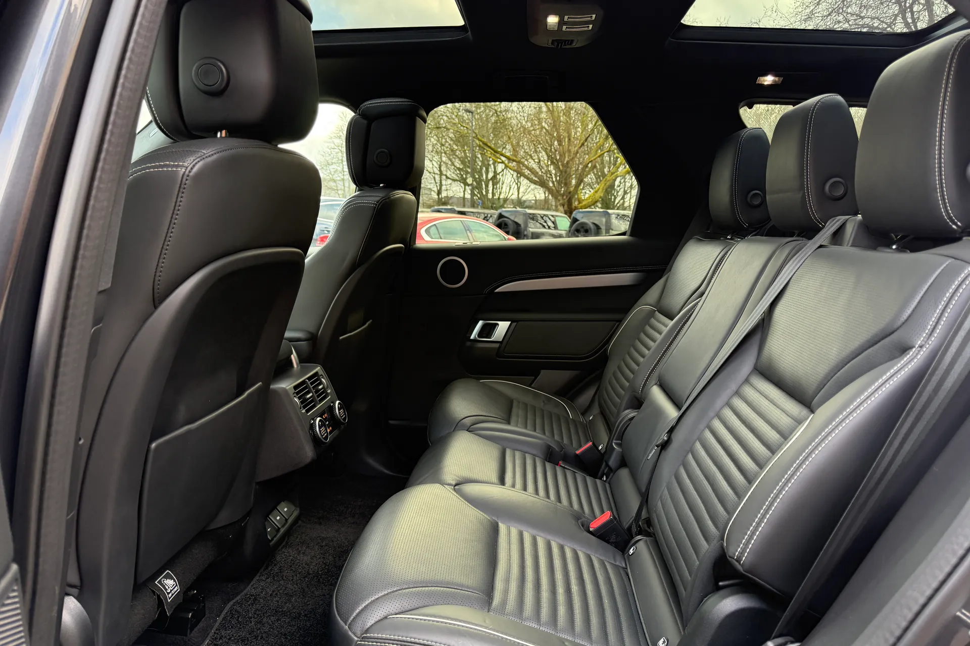 LAND ROVER DISCOVERY thumbnail image number 33