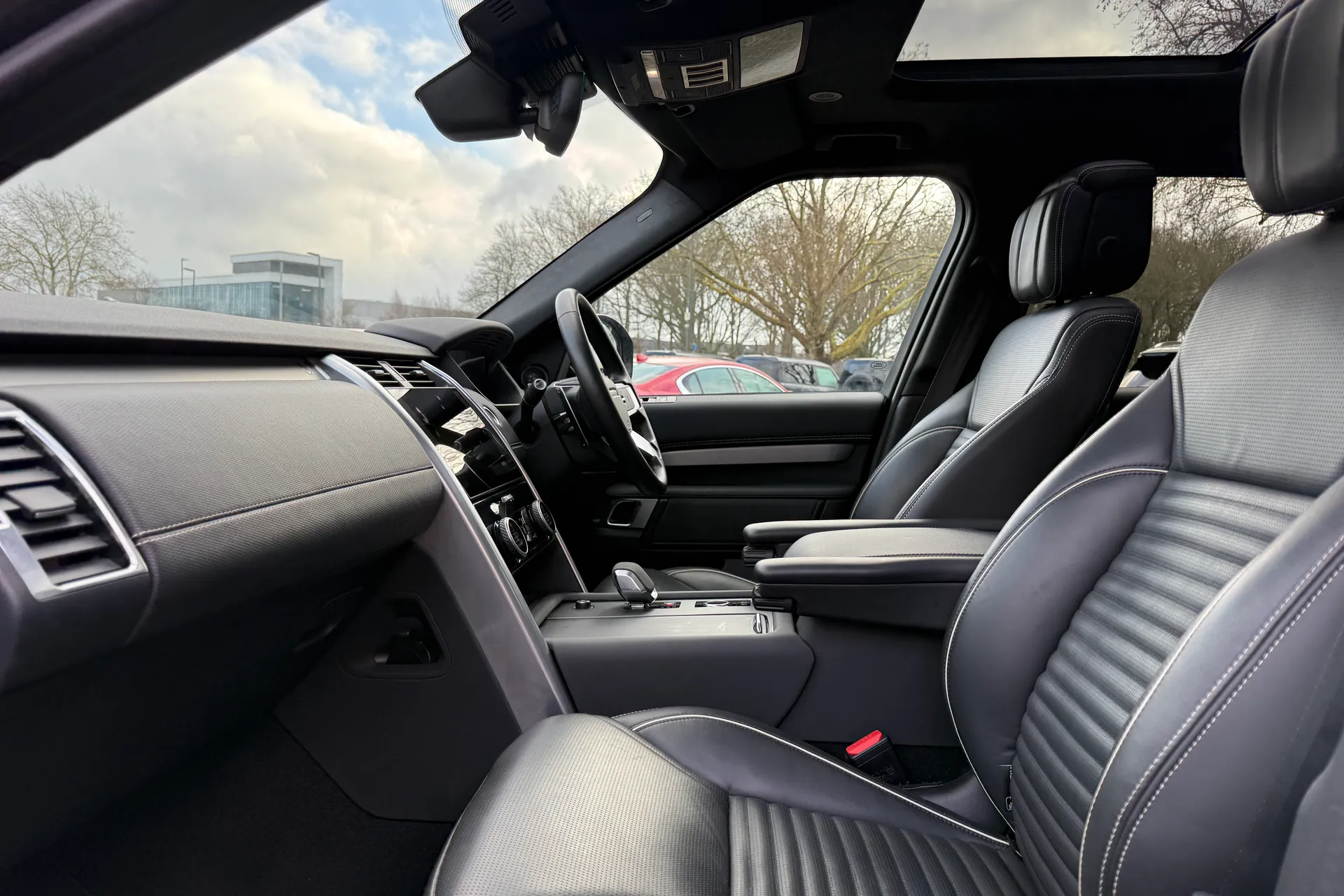 LAND ROVER DISCOVERY thumbnail image number 38