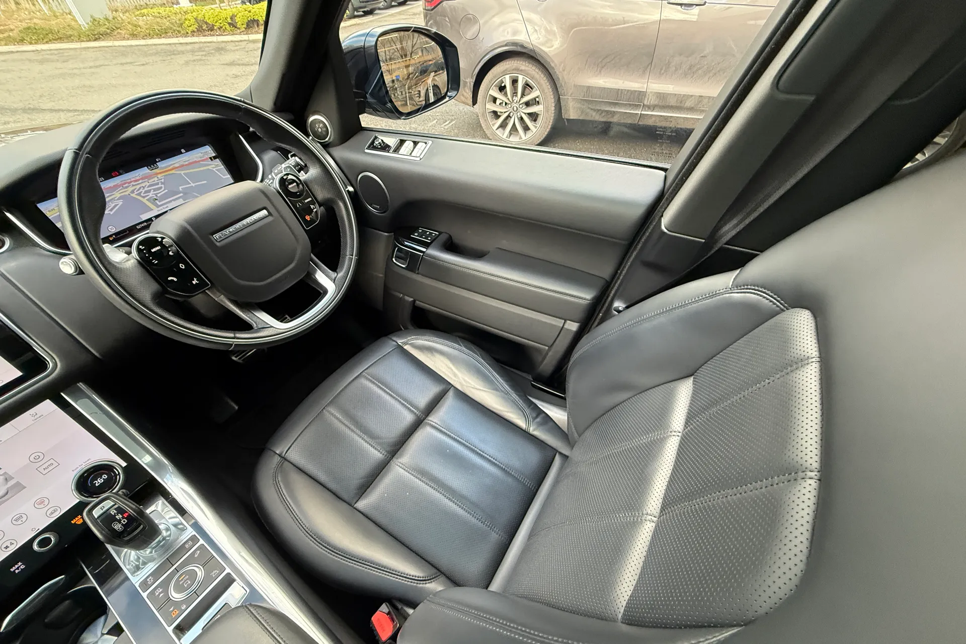 LAND ROVER RANGE ROVER SPORT thumbnail image number 13