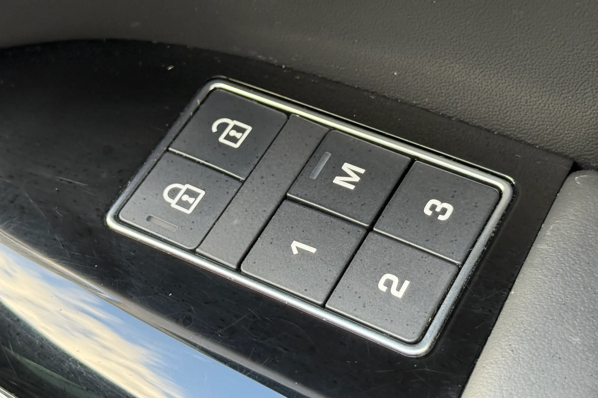 LAND ROVER RANGE ROVER SPORT thumbnail image number 50