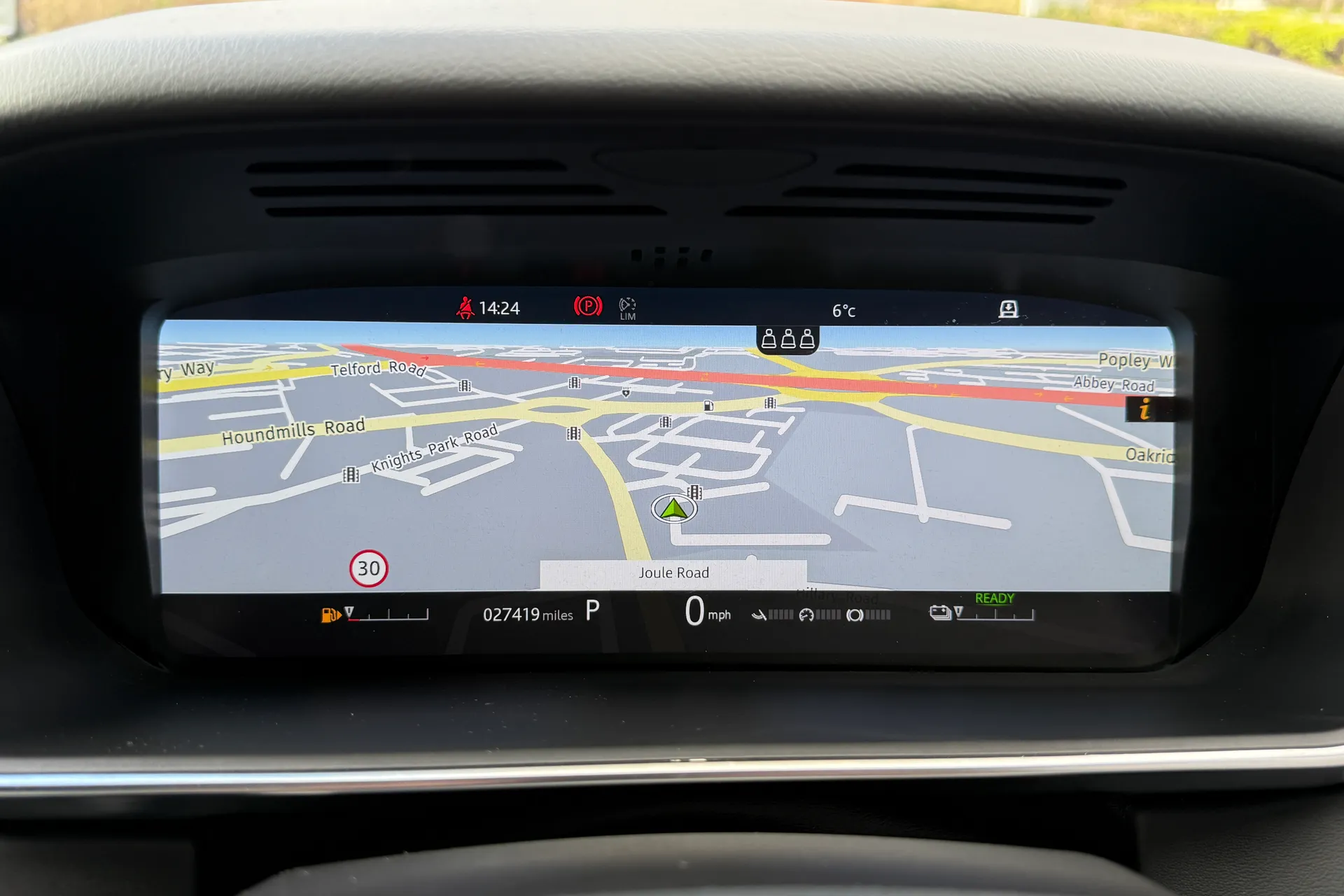 LAND ROVER RANGE ROVER SPORT thumbnail image number 24