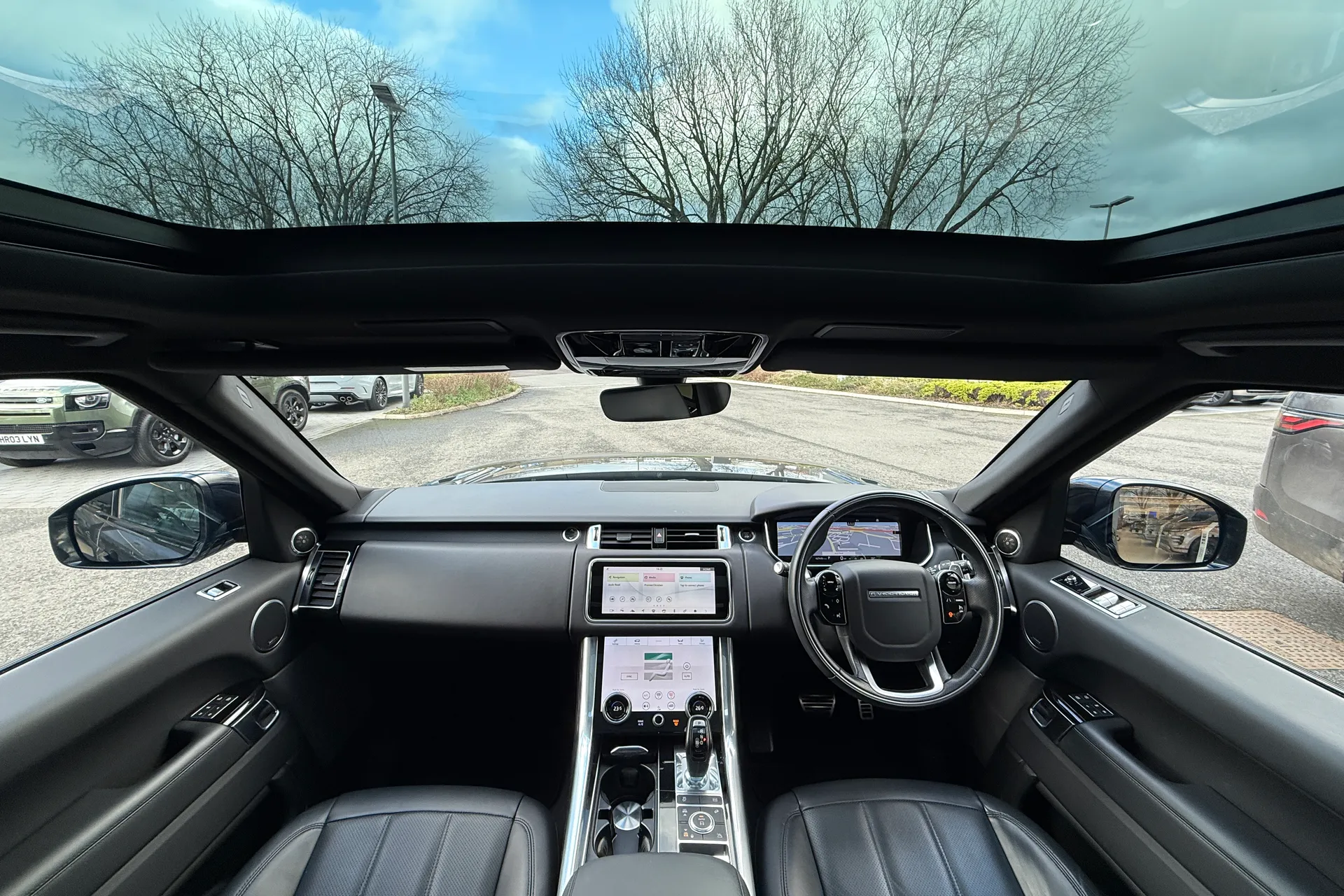 LAND ROVER RANGE ROVER SPORT thumbnail image number 3