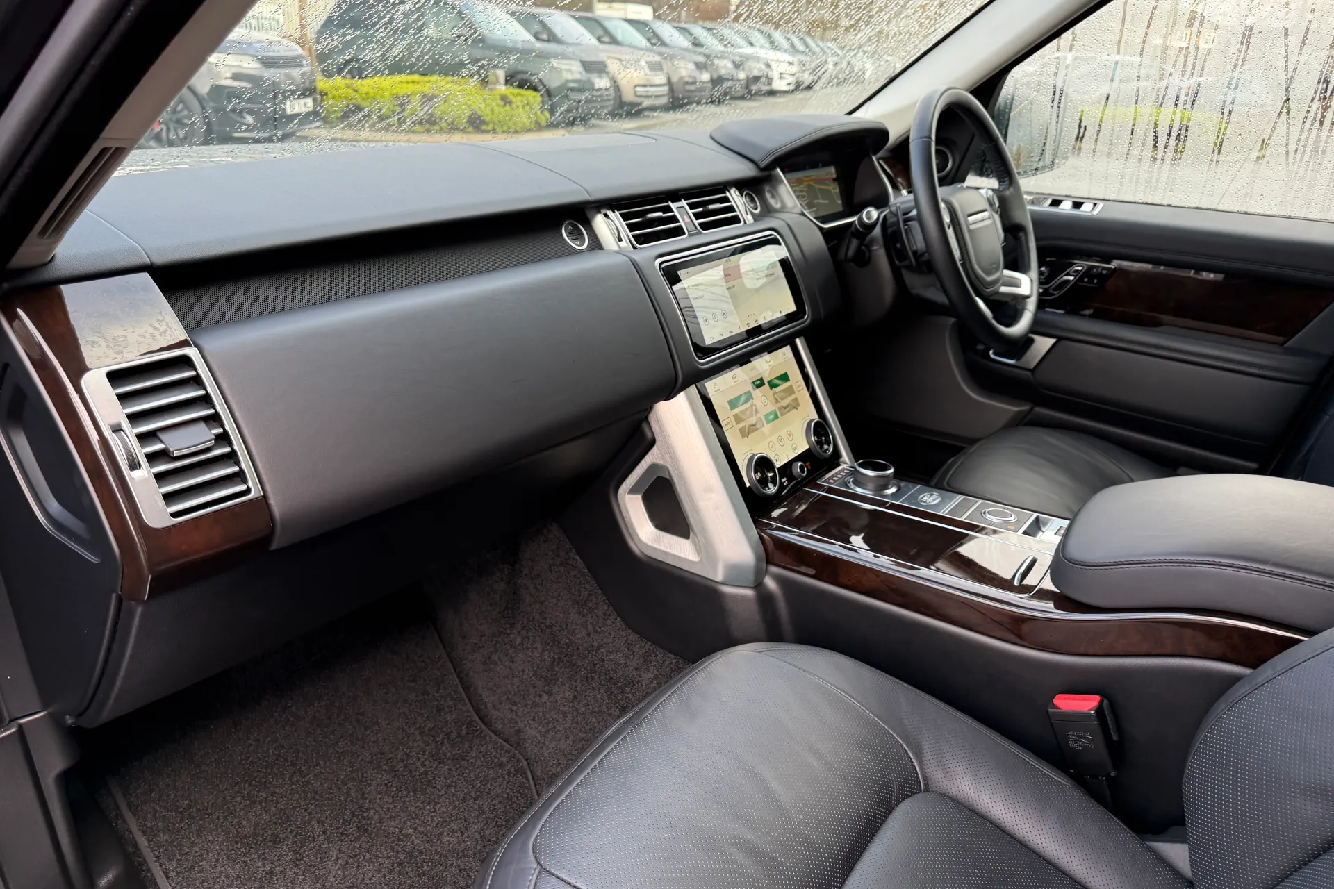 LAND ROVER RANGE ROVER thumbnail image number 46