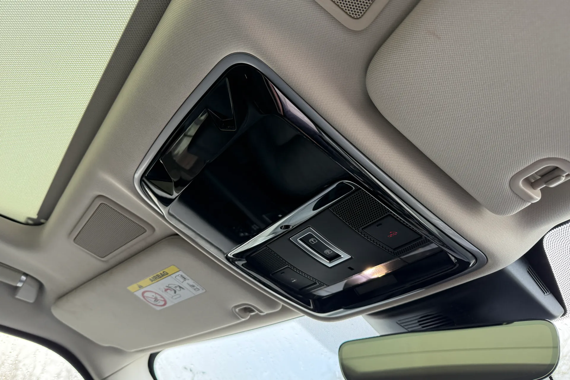 LAND ROVER RANGE ROVER thumbnail image number 51