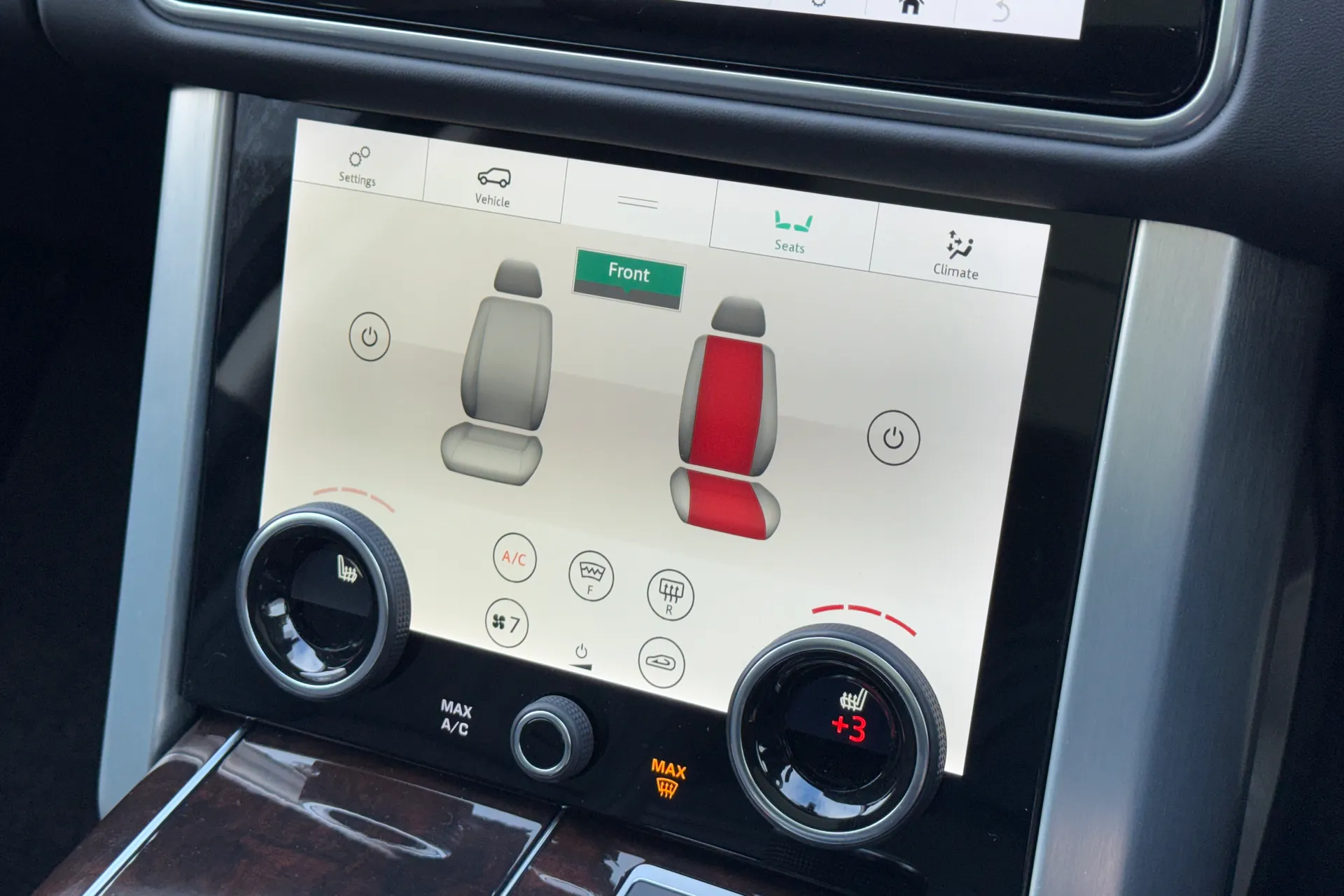 LAND ROVER RANGE ROVER thumbnail image number 17