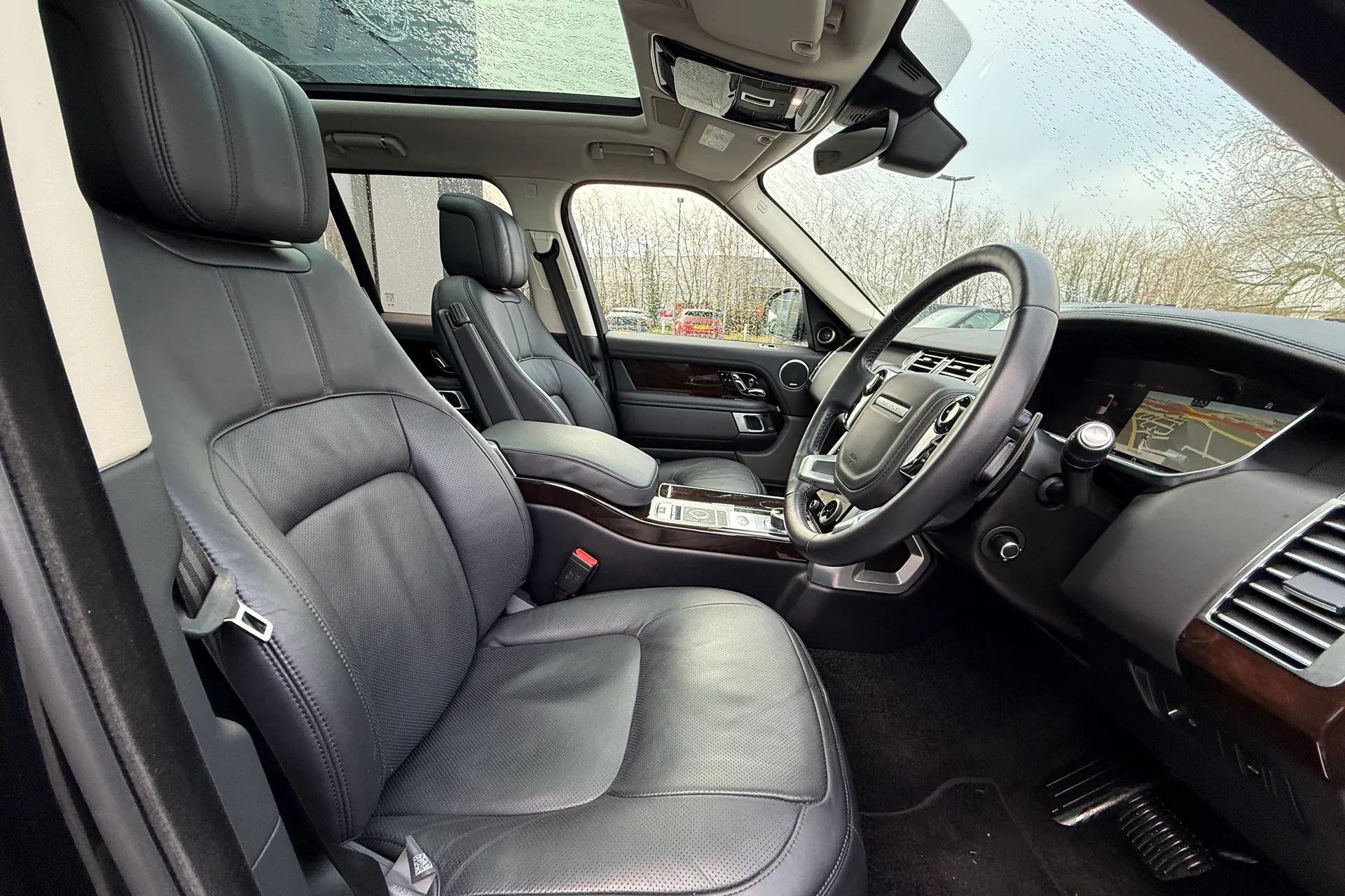 LAND ROVER RANGE ROVER thumbnail image number 9