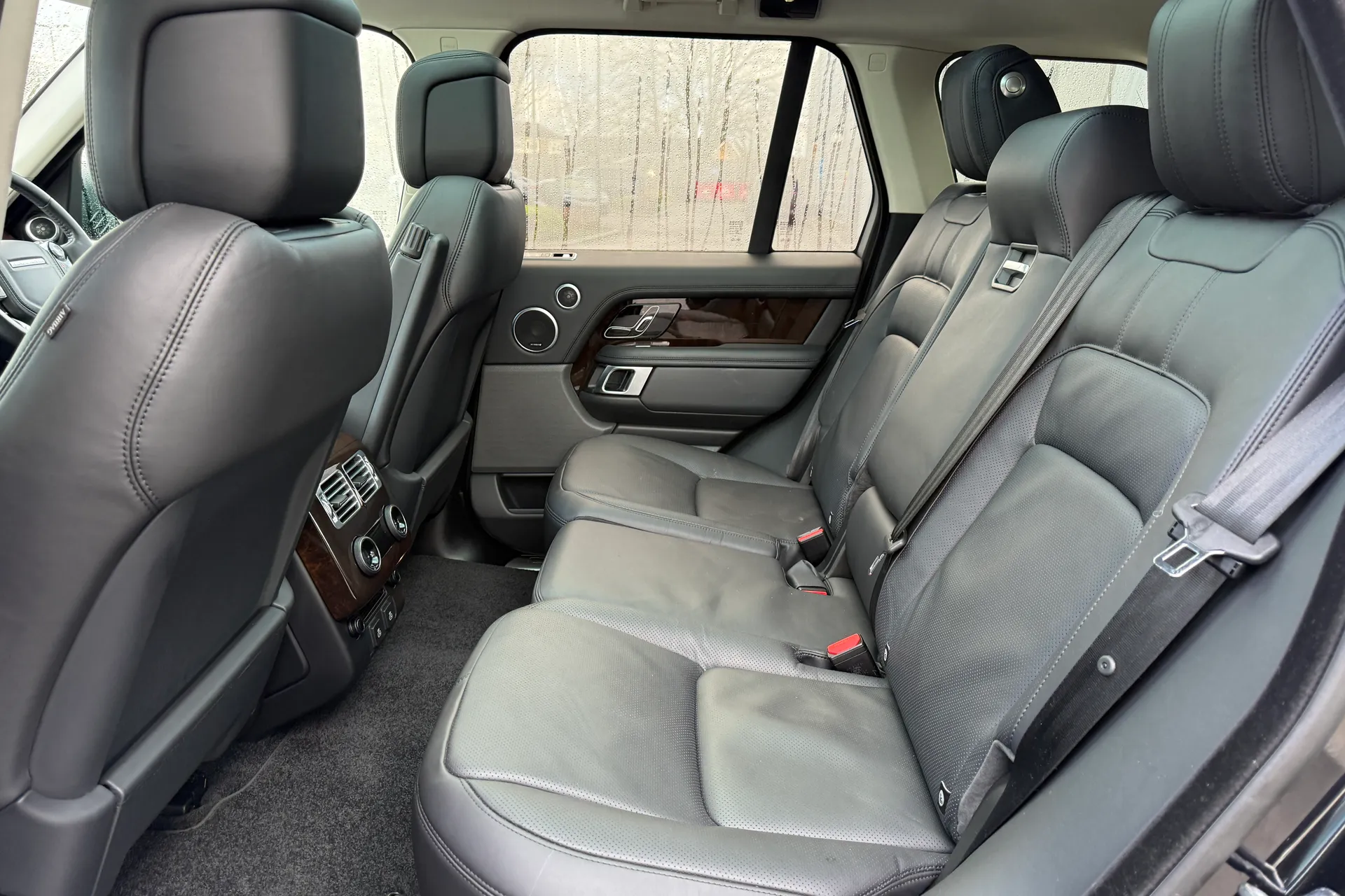 LAND ROVER RANGE ROVER thumbnail image number 47