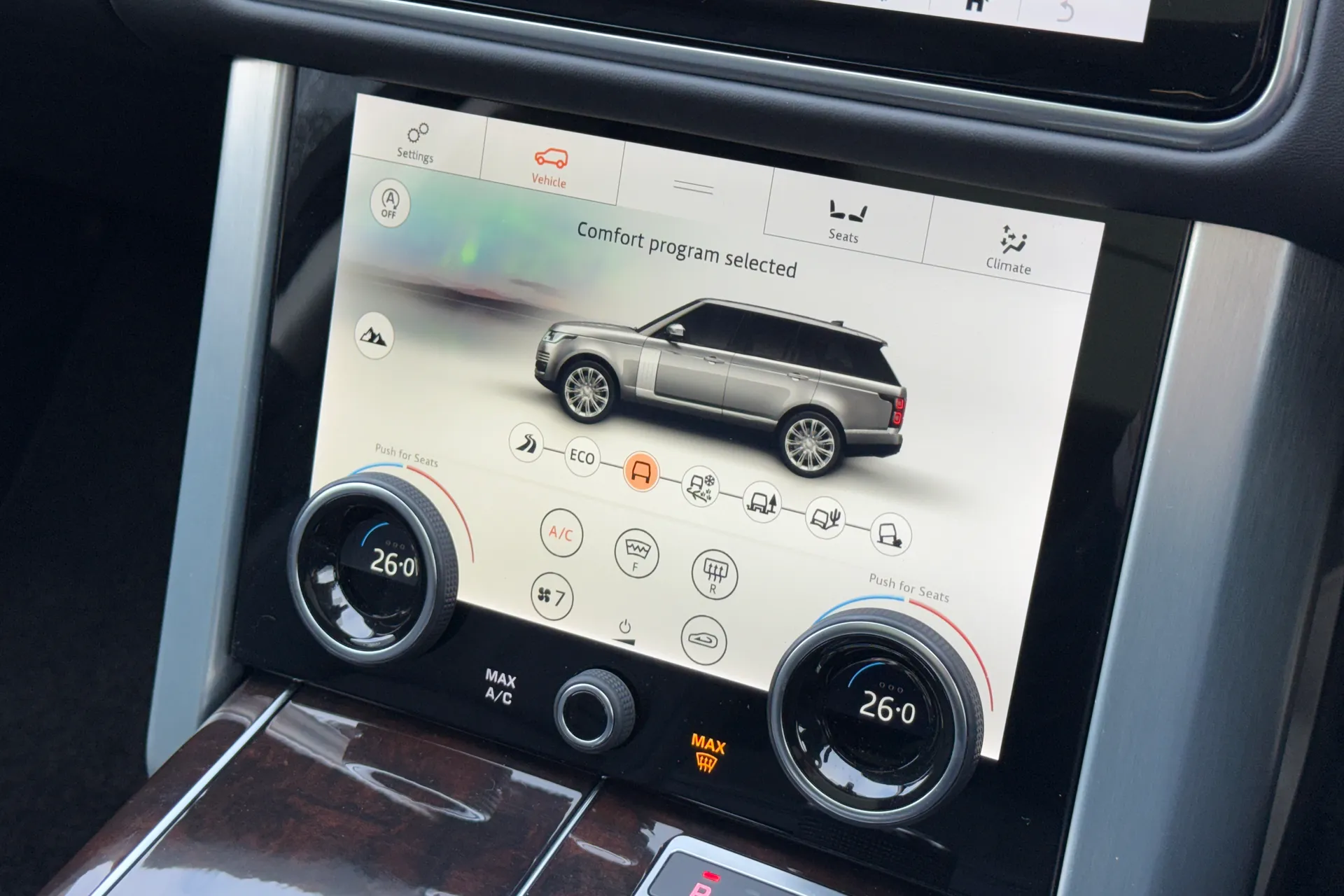 LAND ROVER RANGE ROVER thumbnail image number 20