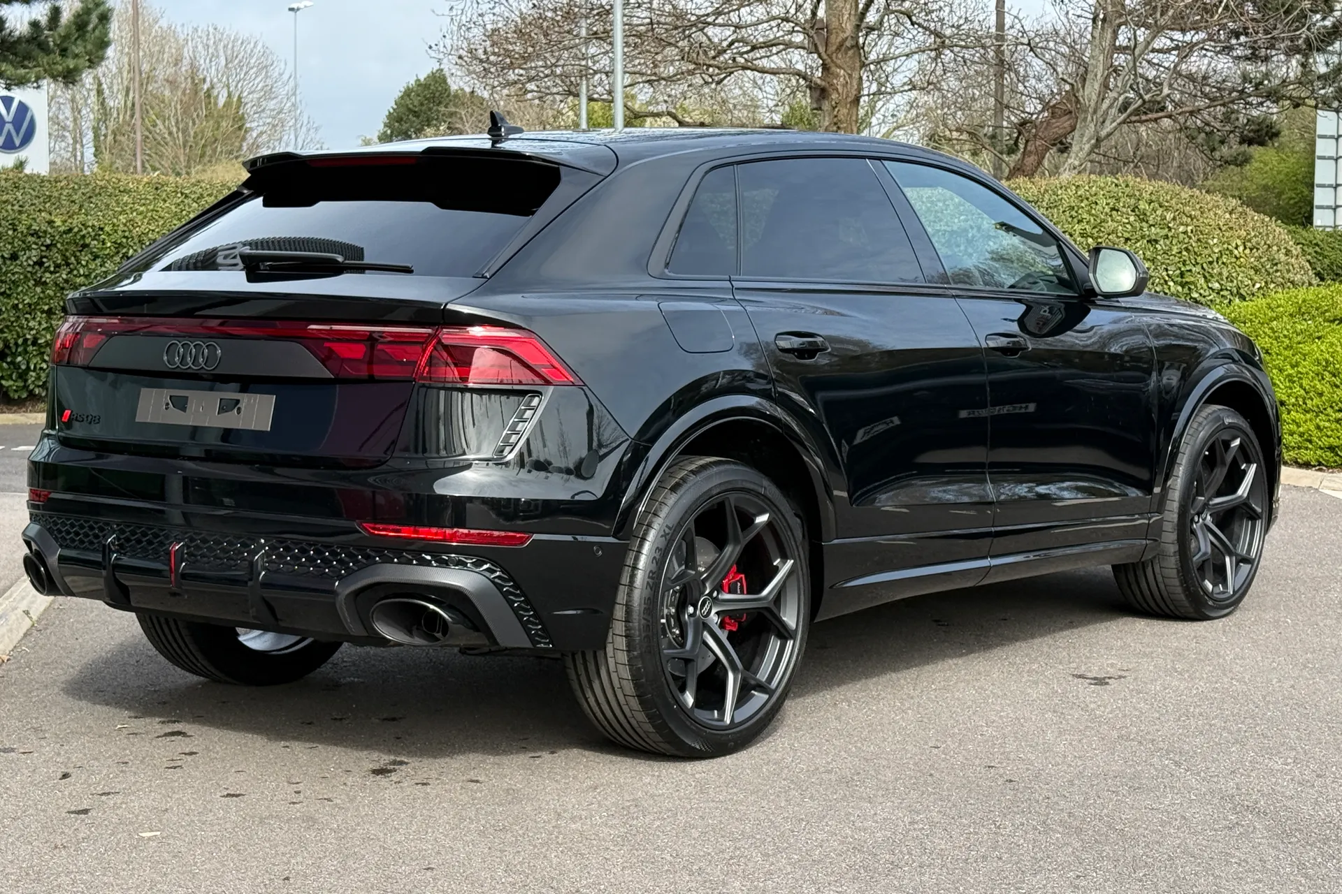 Audi RS Q8 thumbnail image number 25