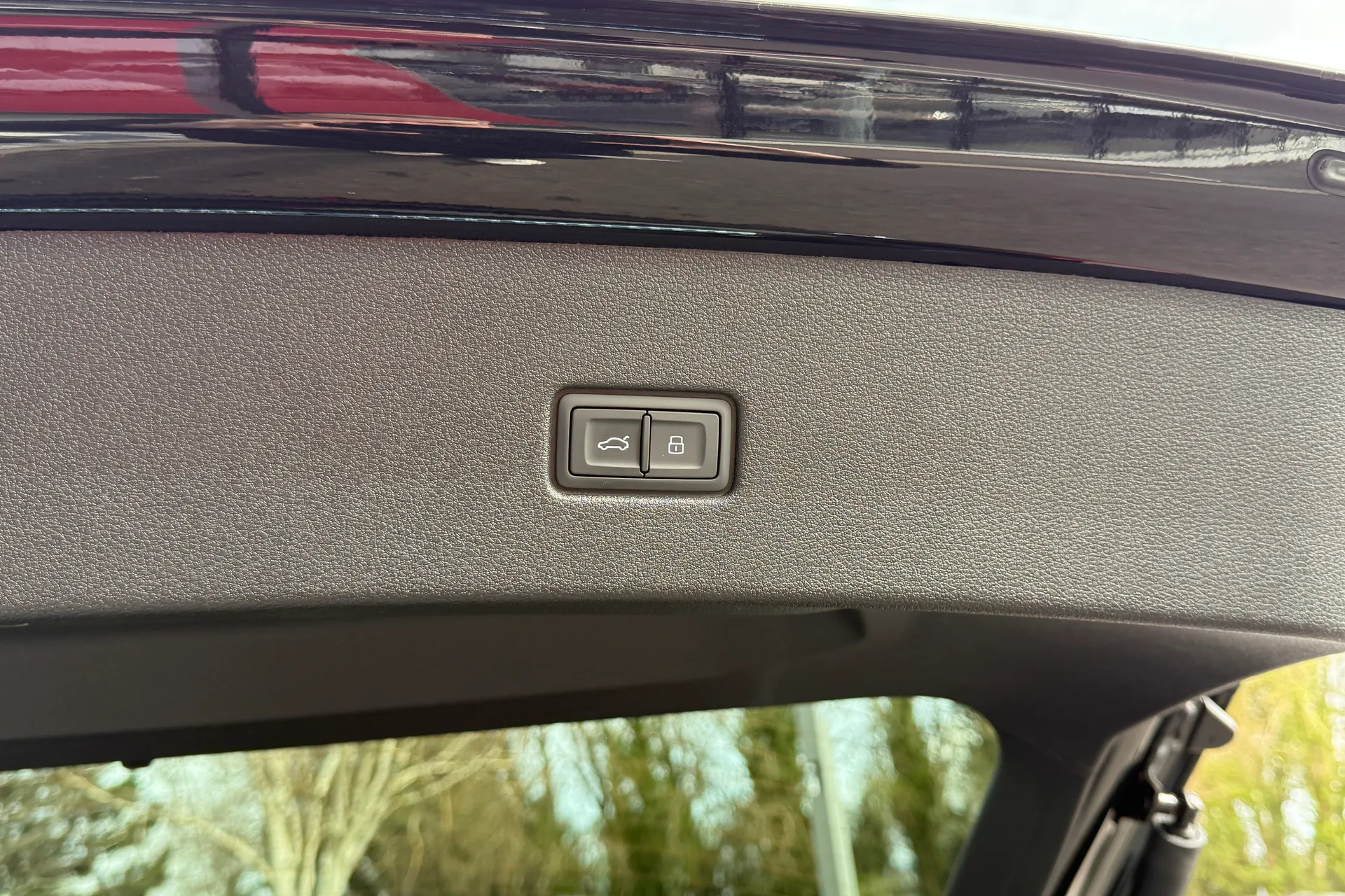 Audi RS Q8 thumbnail image number 47