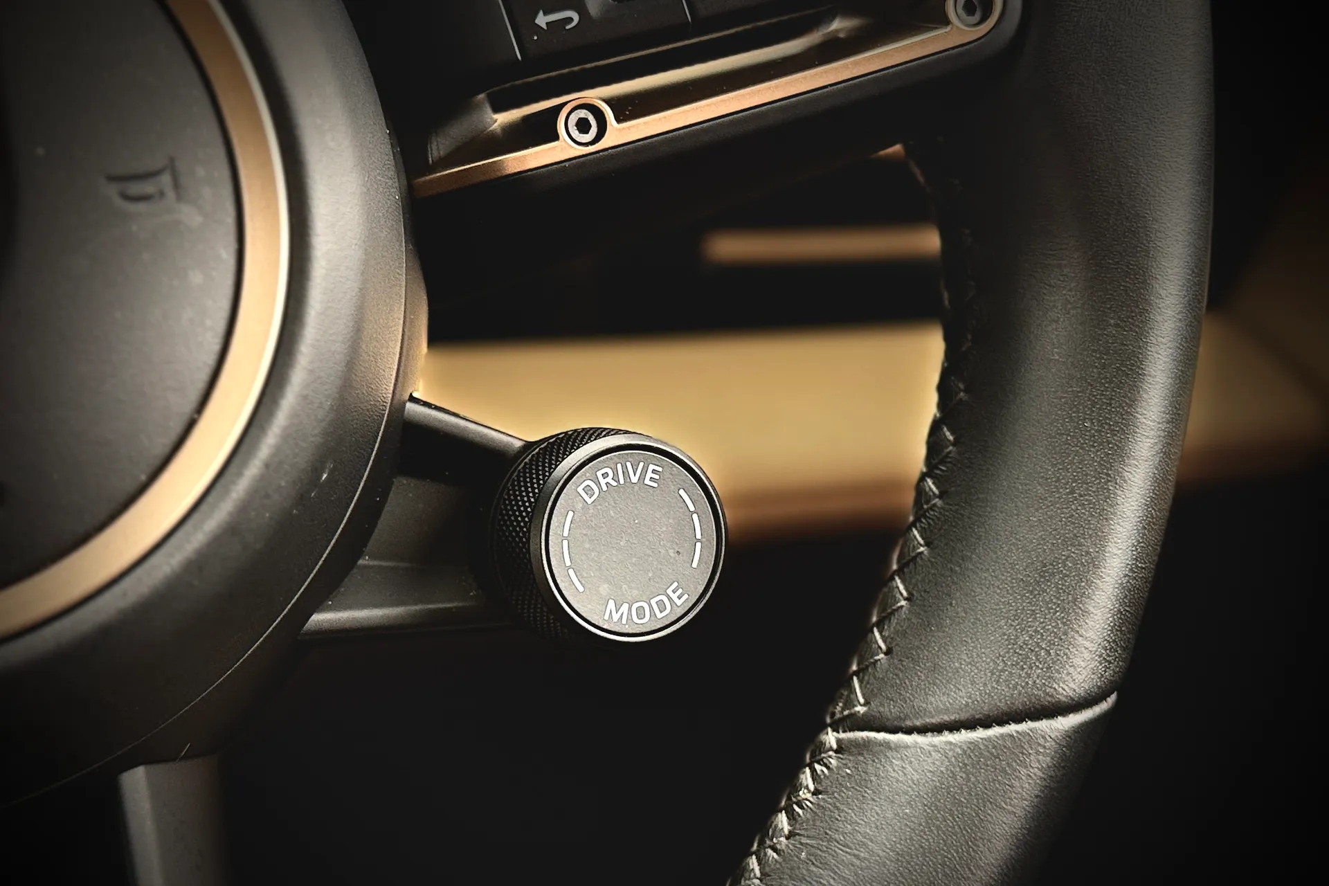 Porsche TAYCAN thumbnail image number 34