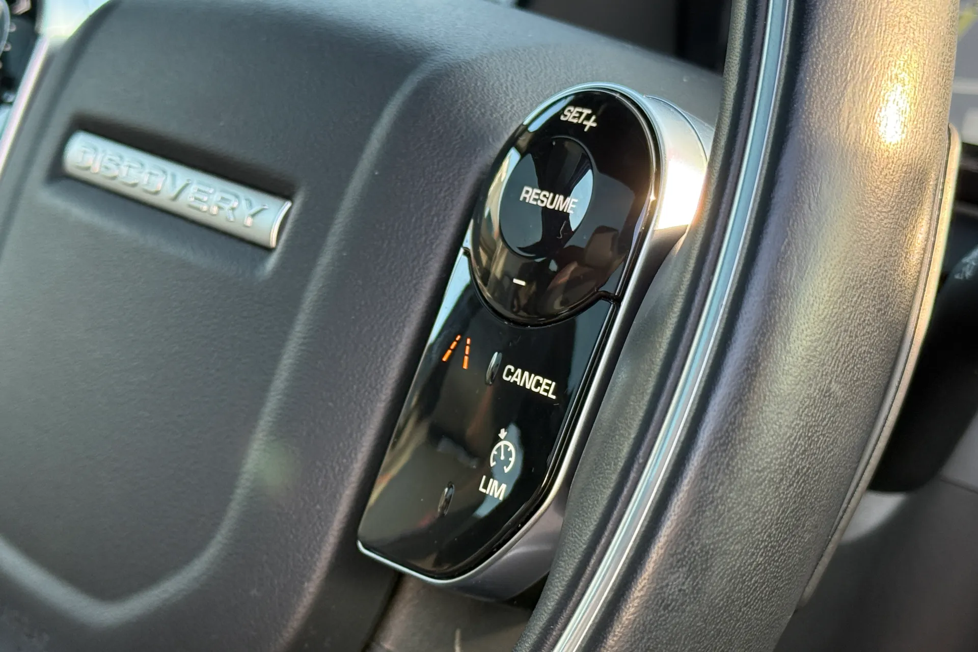 LAND ROVER DISCOVERY SPORT thumbnail image number 37