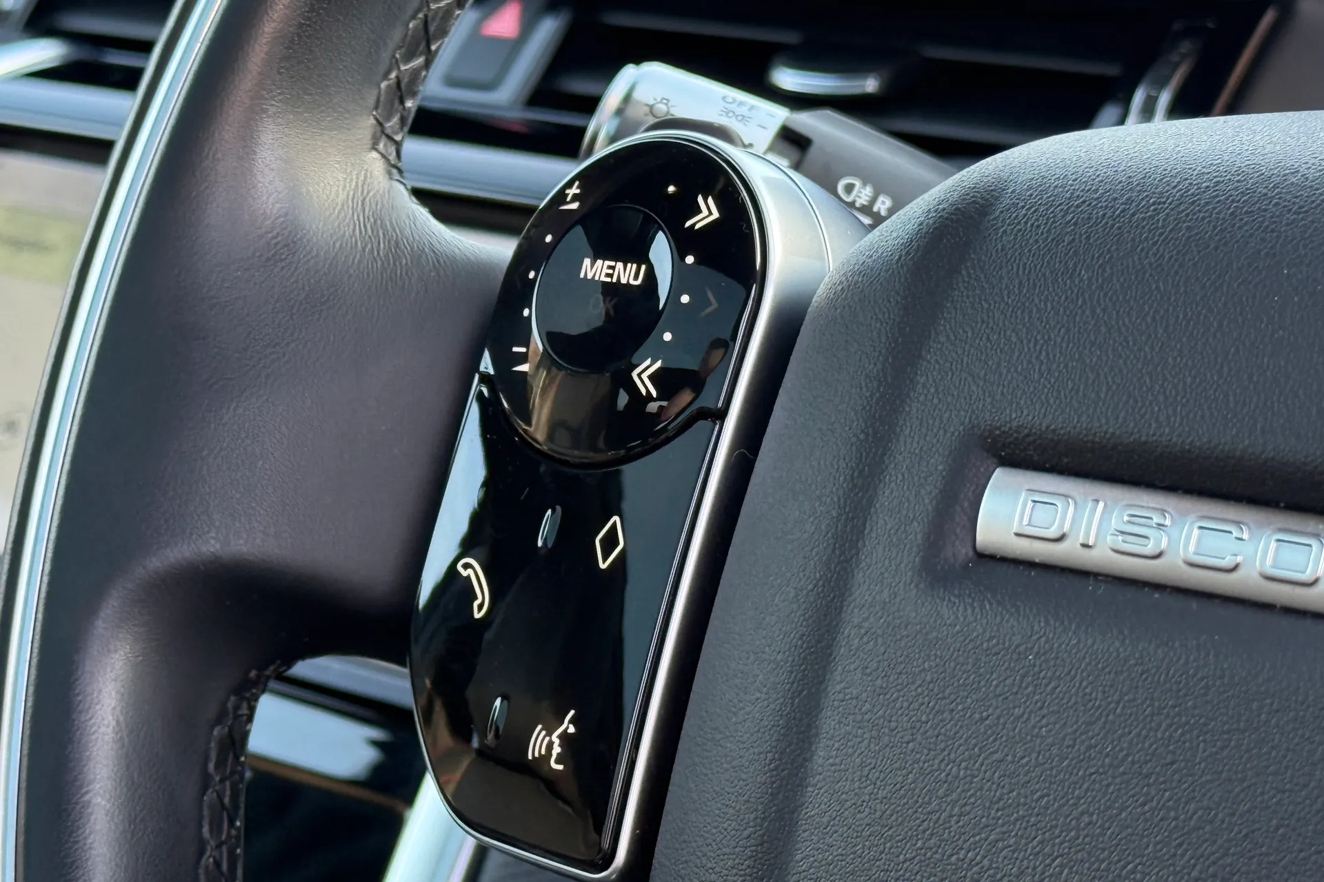 LAND ROVER DISCOVERY SPORT thumbnail image number 36