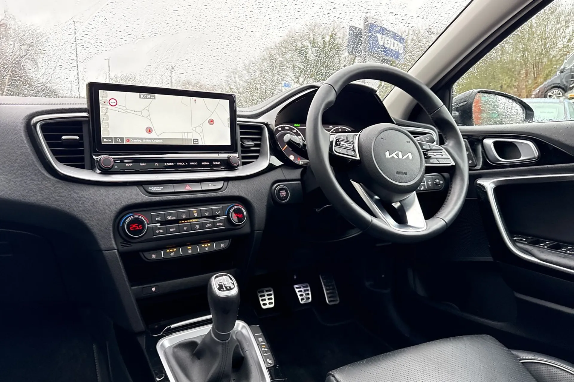 KIA XCEED thumbnail image number 35