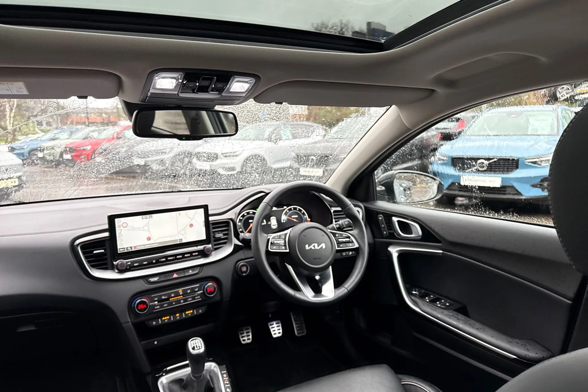 KIA XCEED thumbnail image number 33