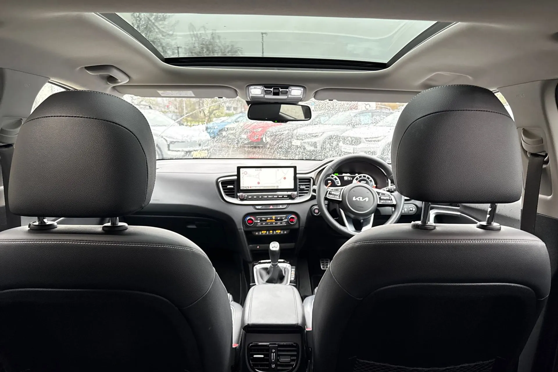 KIA XCEED thumbnail image number 22