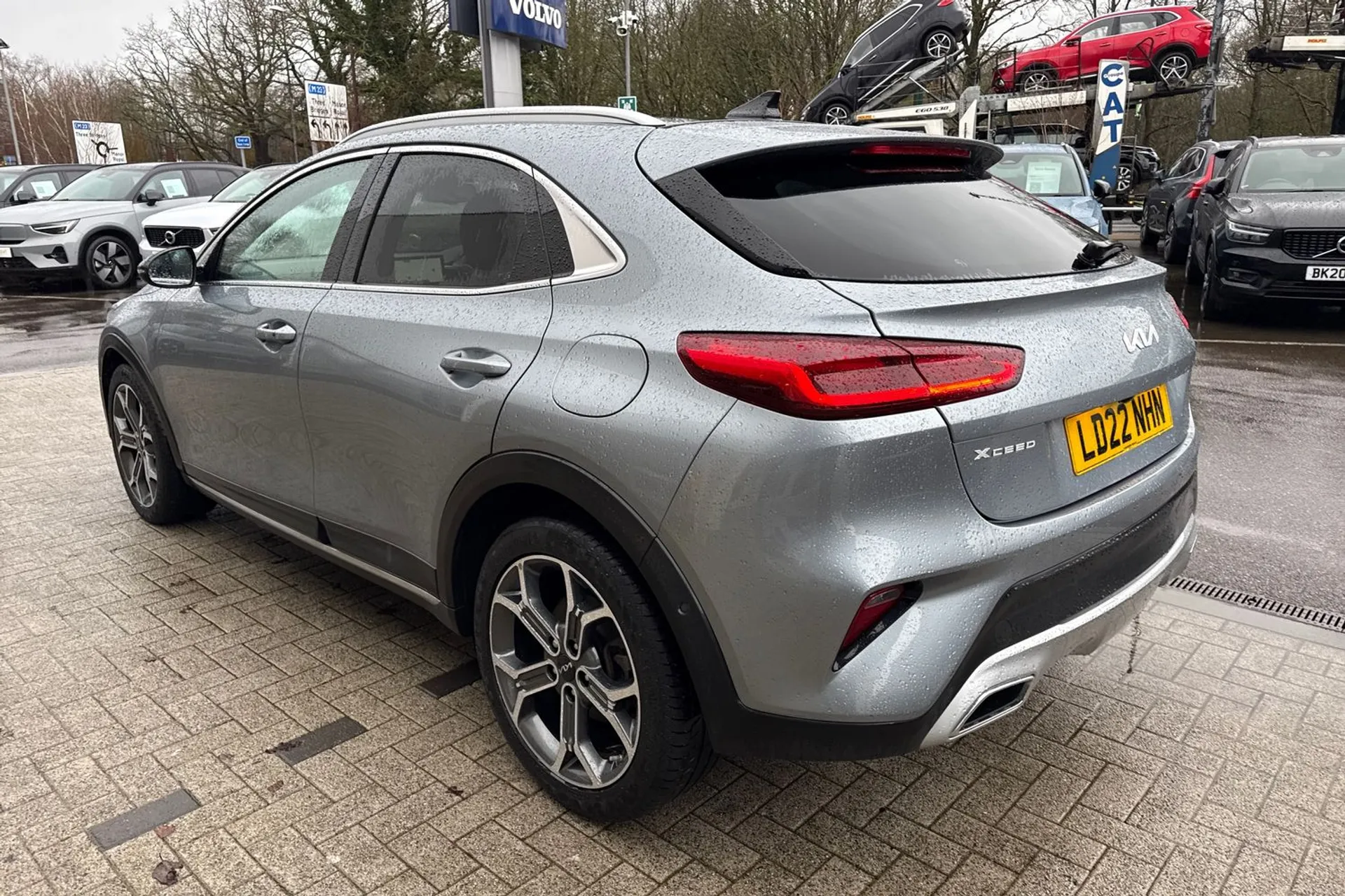 KIA XCEED thumbnail image number 10