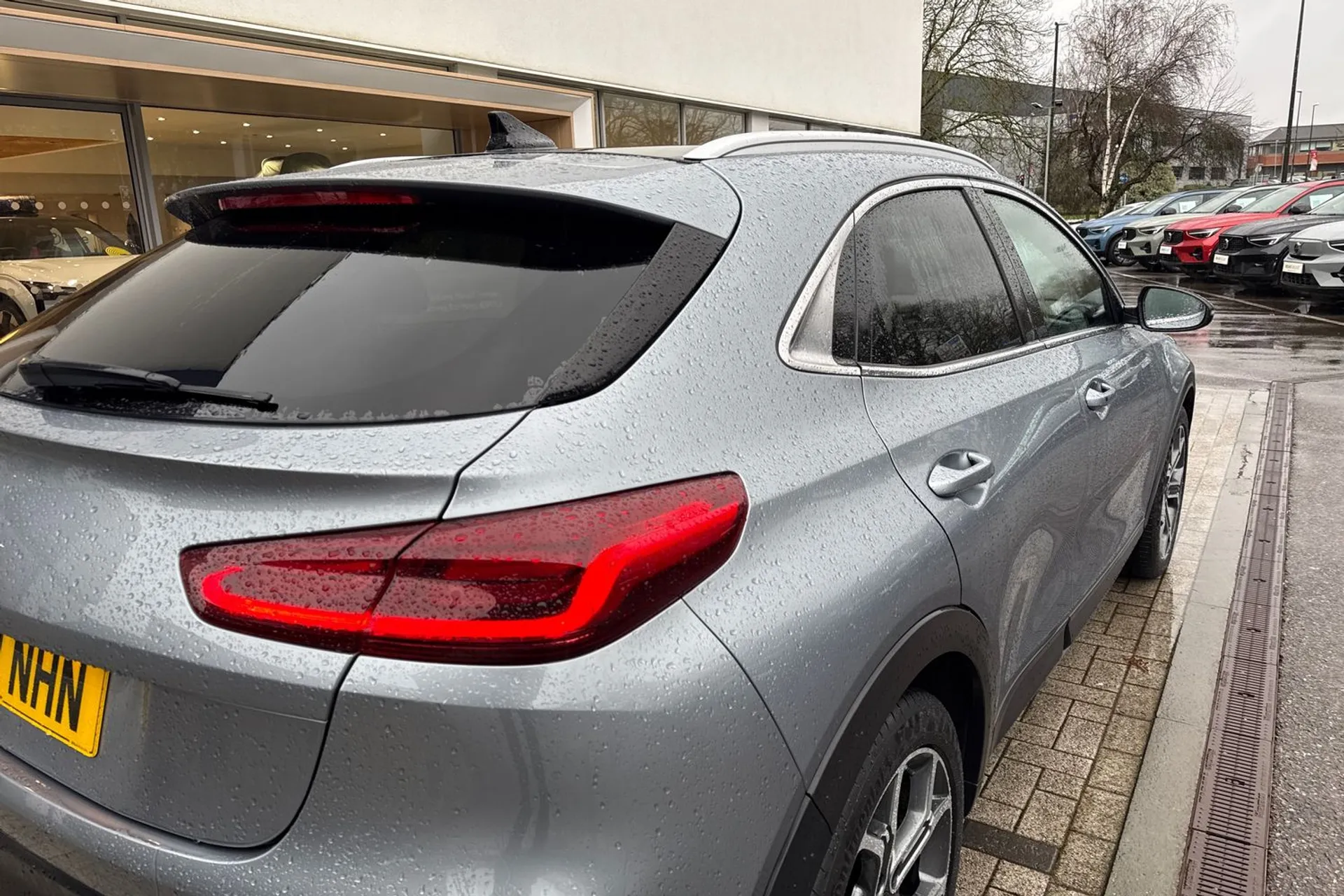 KIA XCEED thumbnail image number 15