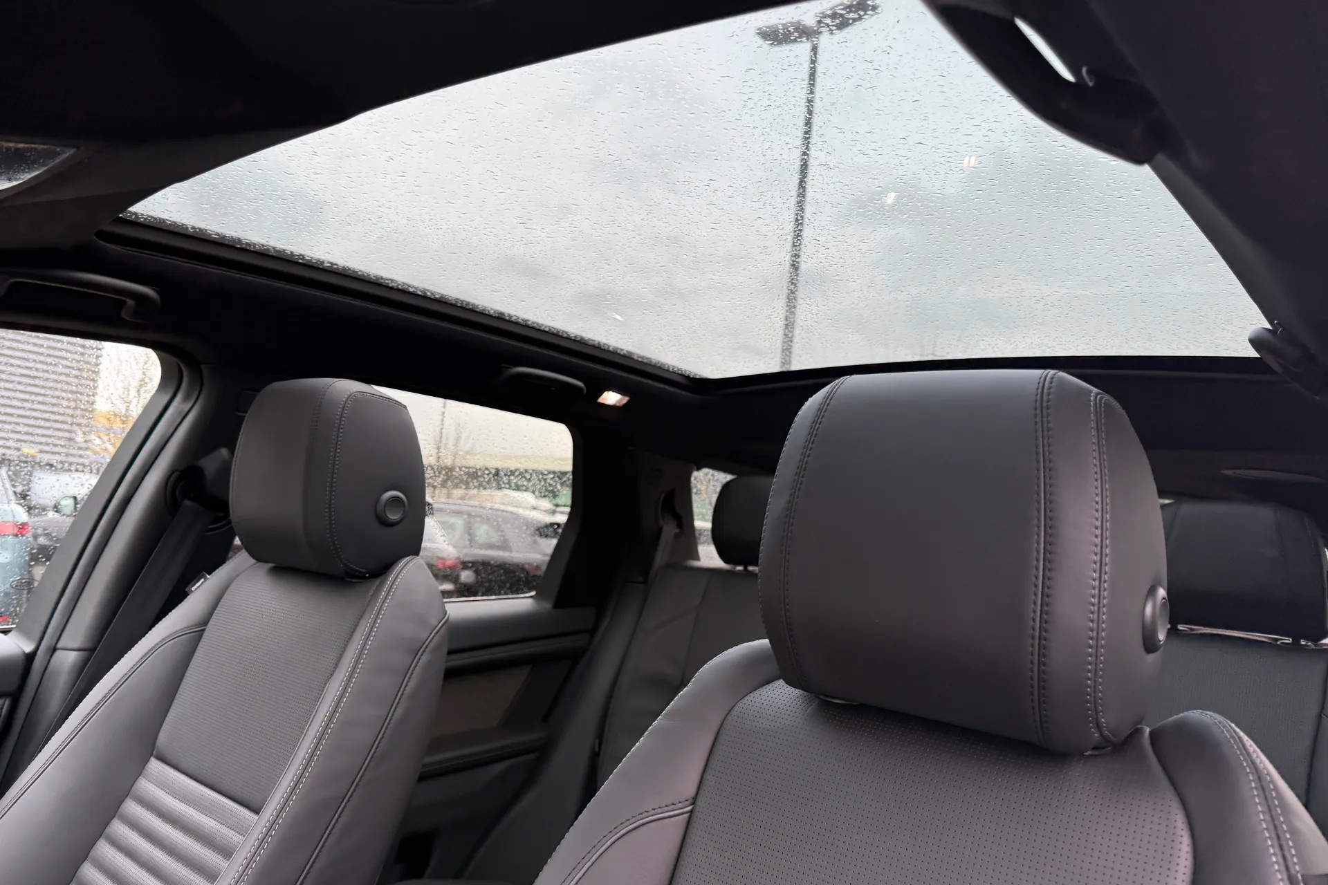 LAND ROVER DISCOVERY SPORT thumbnail image number 5