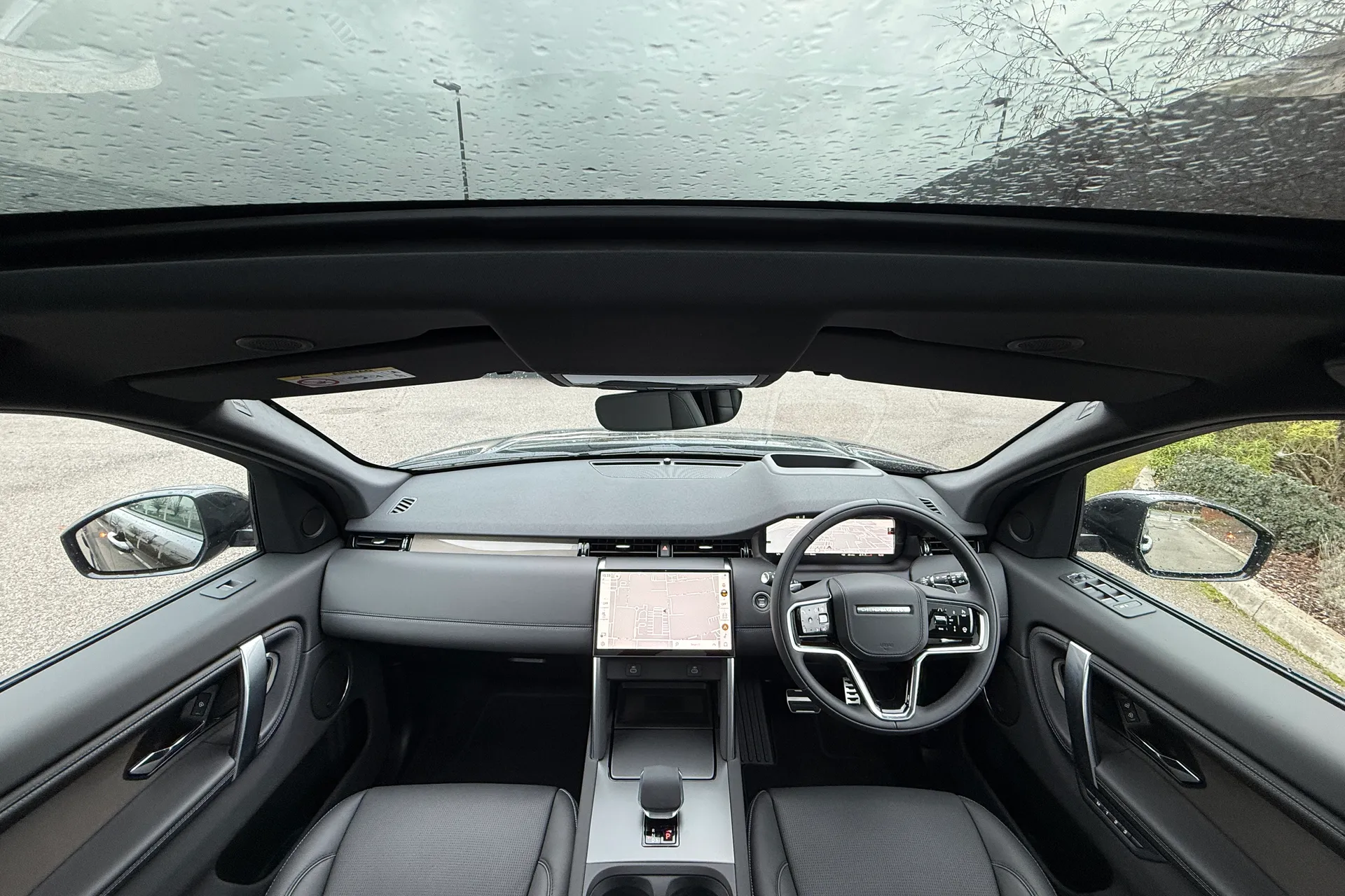 LAND ROVER DISCOVERY SPORT thumbnail image number 4