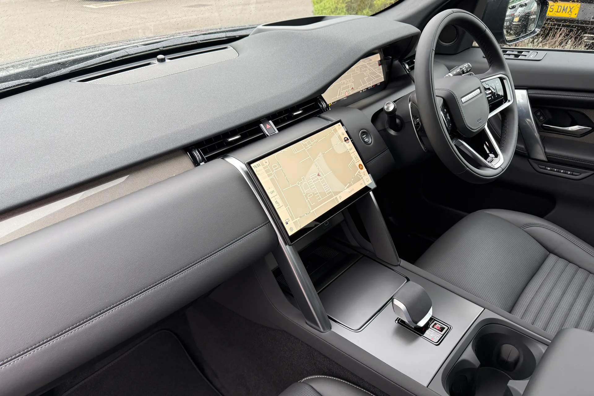 LAND ROVER DISCOVERY SPORT thumbnail image number 35