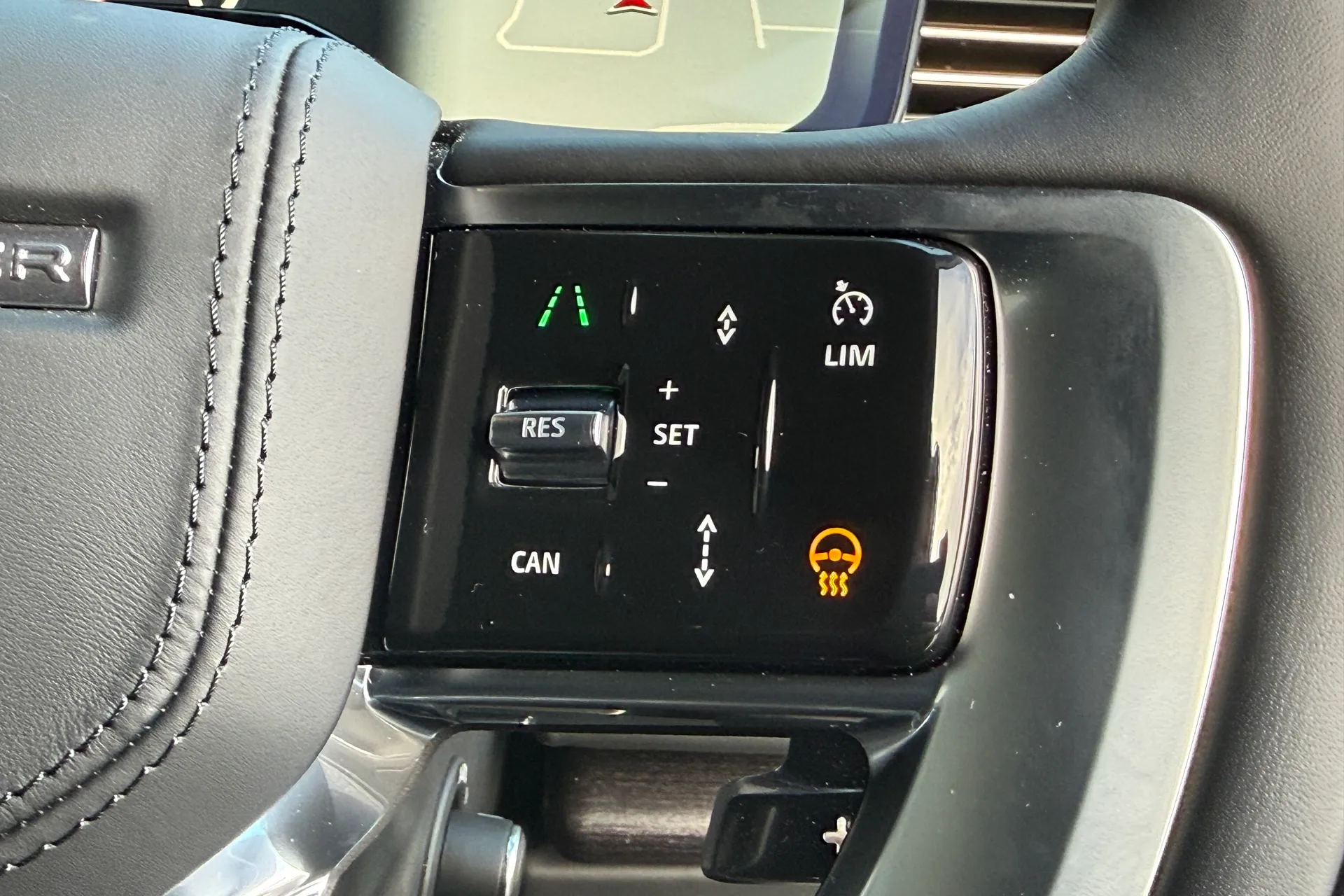 LAND ROVER RANGE ROVER thumbnail image number 64