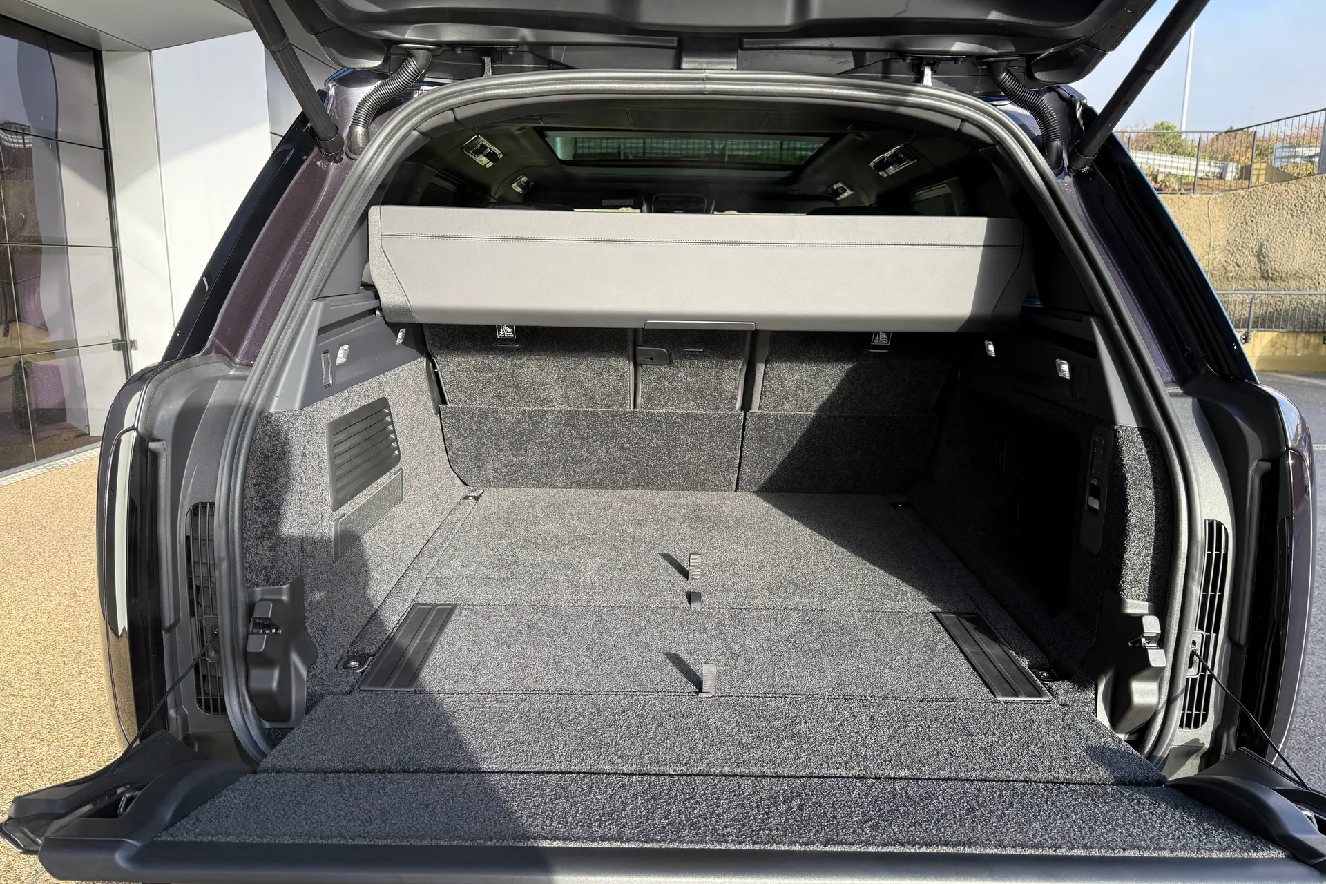 LAND ROVER RANGE ROVER thumbnail image number 60