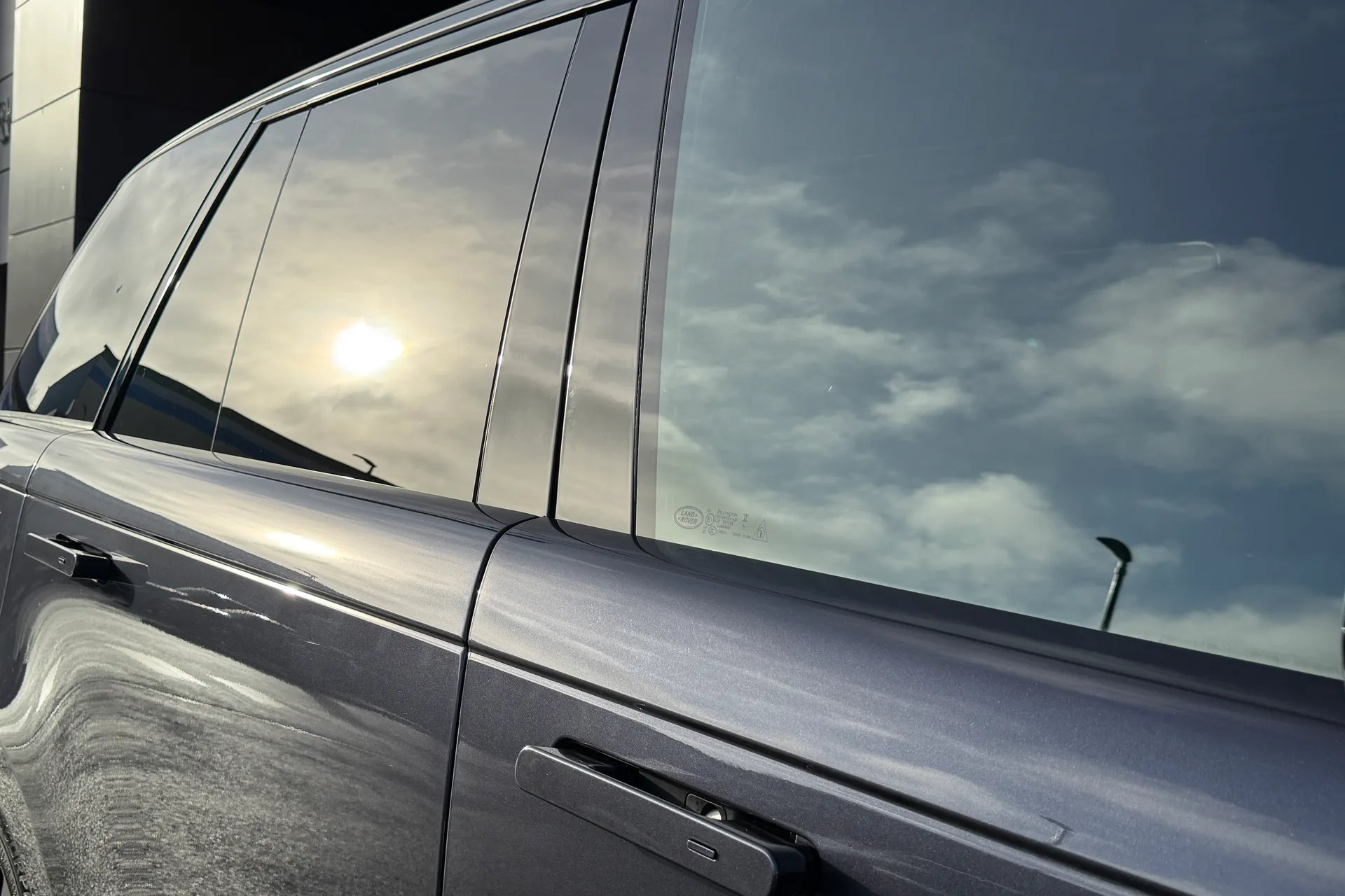 LAND ROVER RANGE ROVER thumbnail image number 36