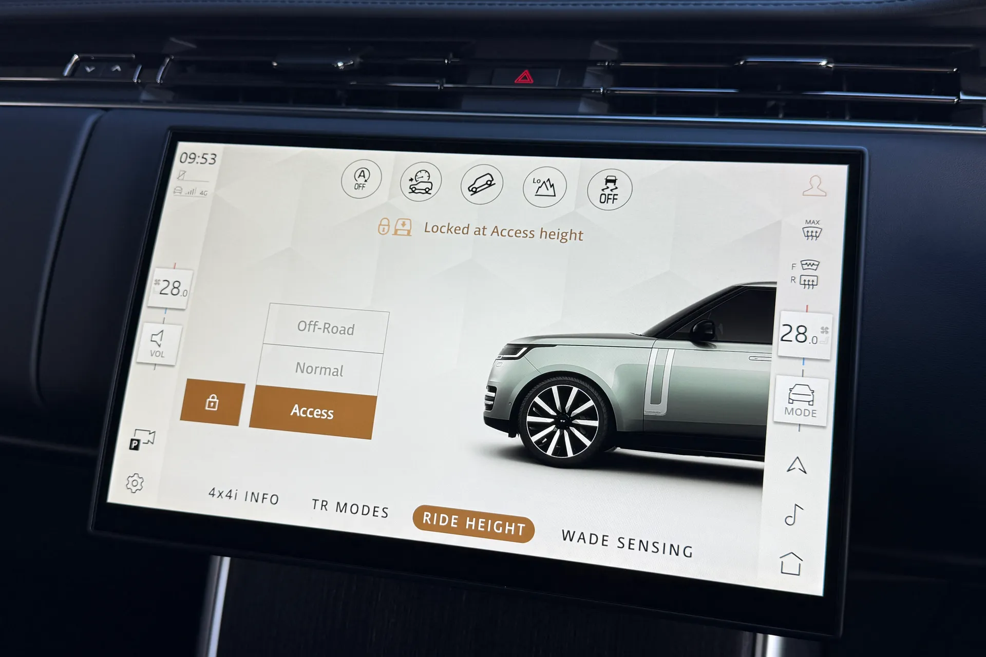 LAND ROVER RANGE ROVER thumbnail image number 18