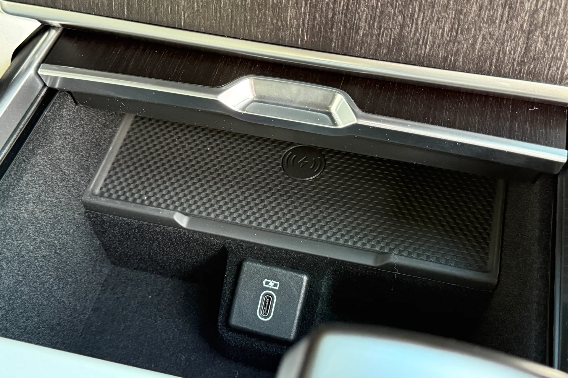 LAND ROVER RANGE ROVER thumbnail image number 40