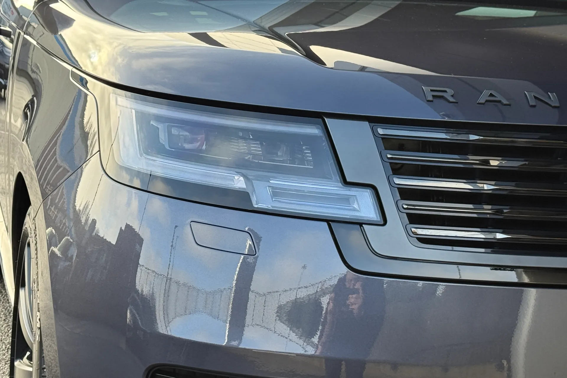 LAND ROVER RANGE ROVER thumbnail image number 33