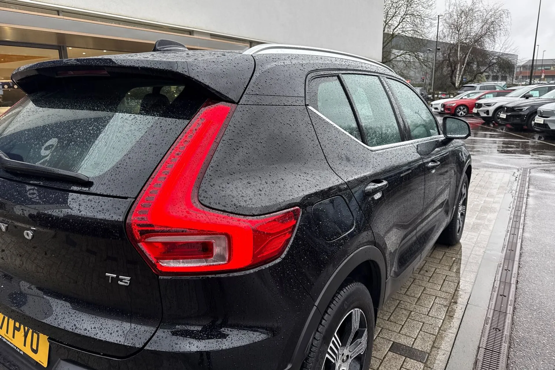 Volvo XC40 thumbnail image number 15