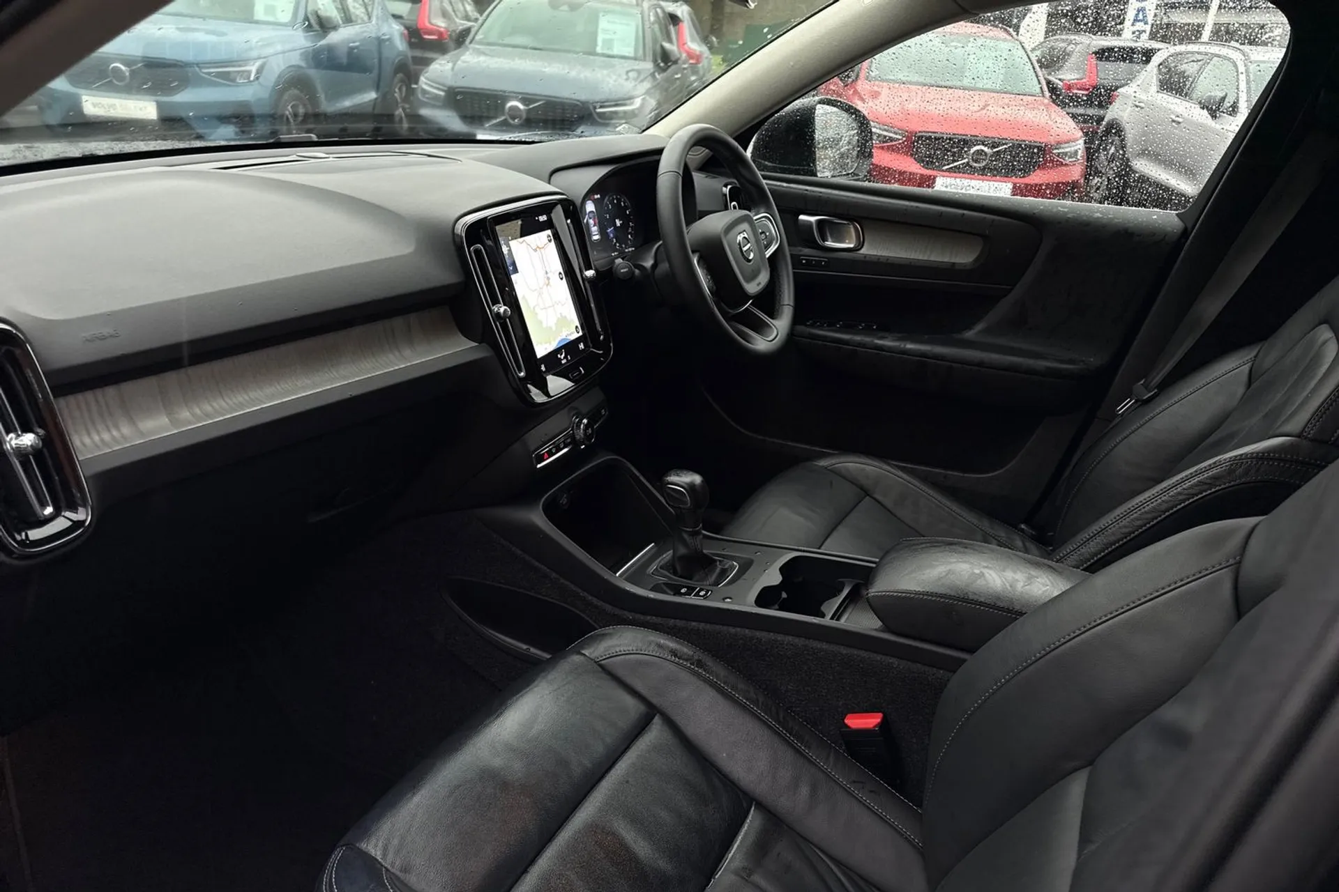 Volvo XC40 thumbnail image number 27