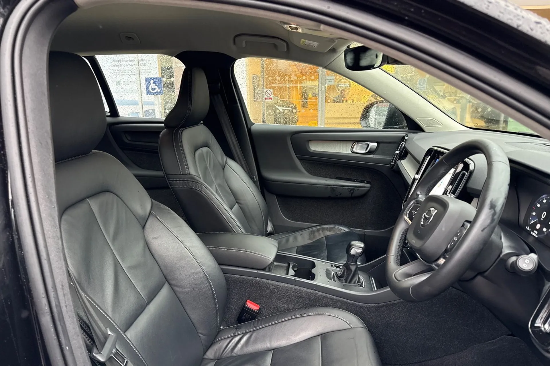 Volvo XC40 thumbnail image number 26