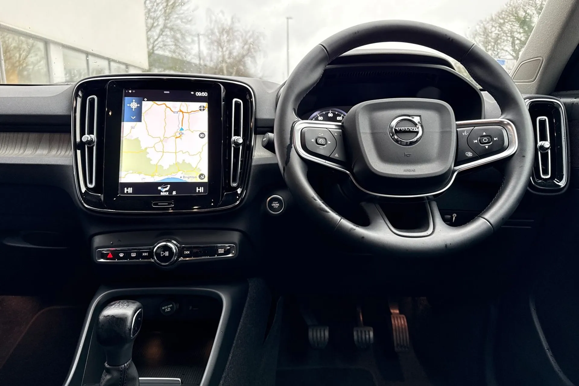 Volvo XC40 thumbnail image number 34