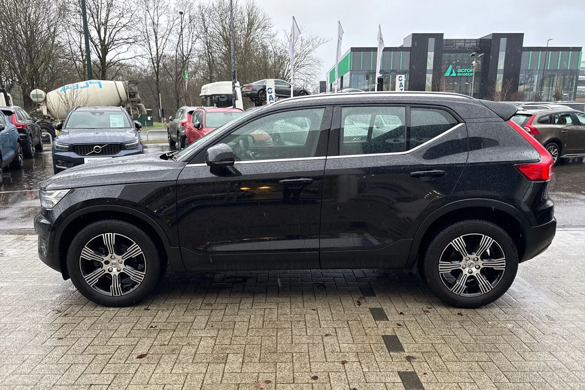 Volvo XC40 thumbnail image number 11