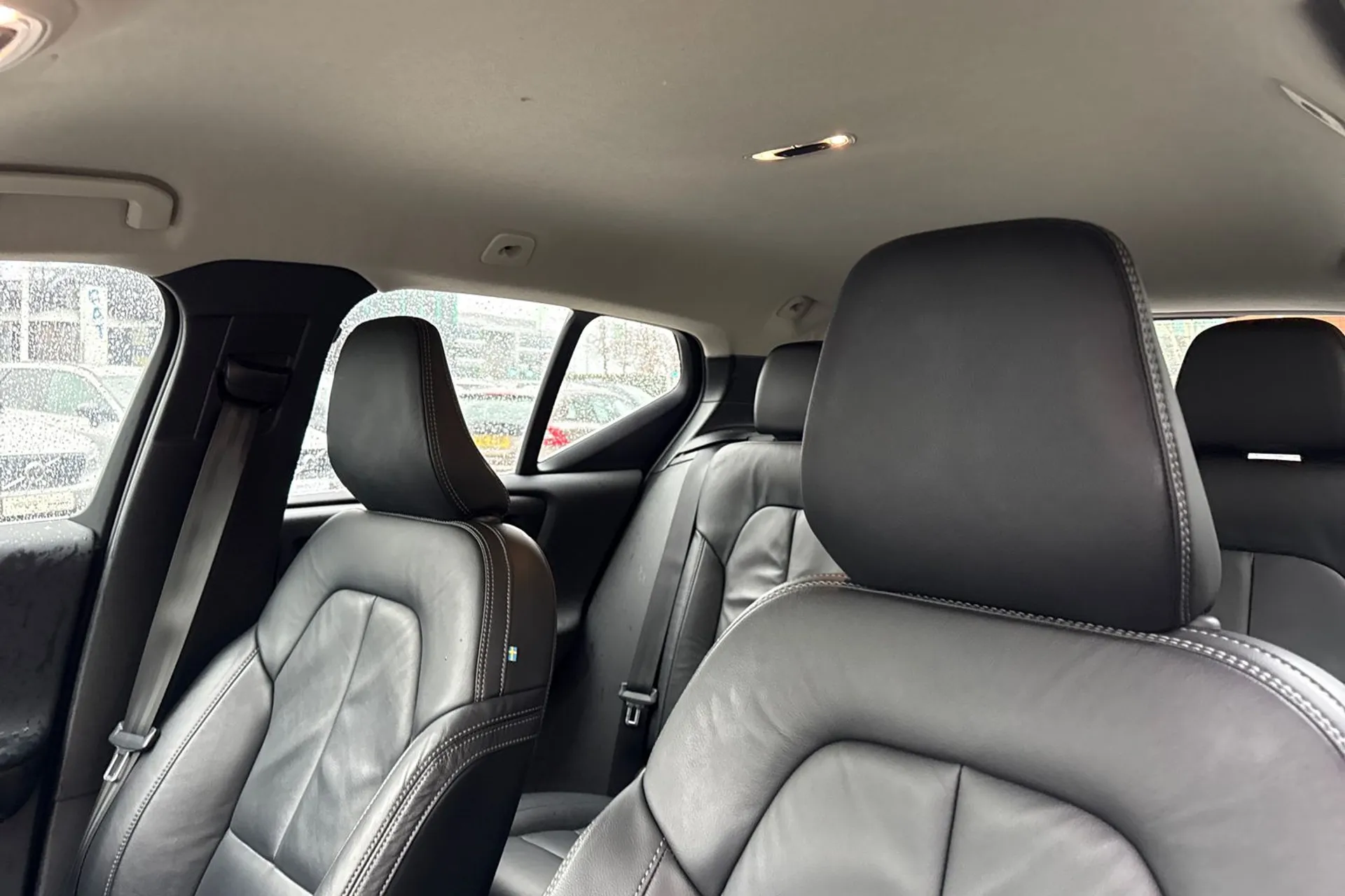 Volvo XC40 thumbnail image number 29