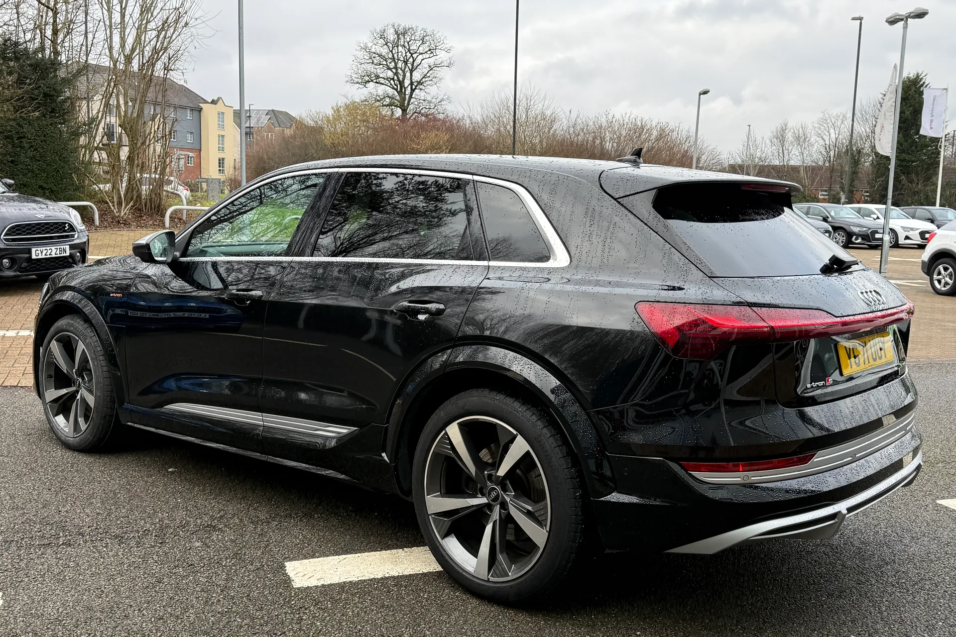 Audi e-tron thumbnail image number 43