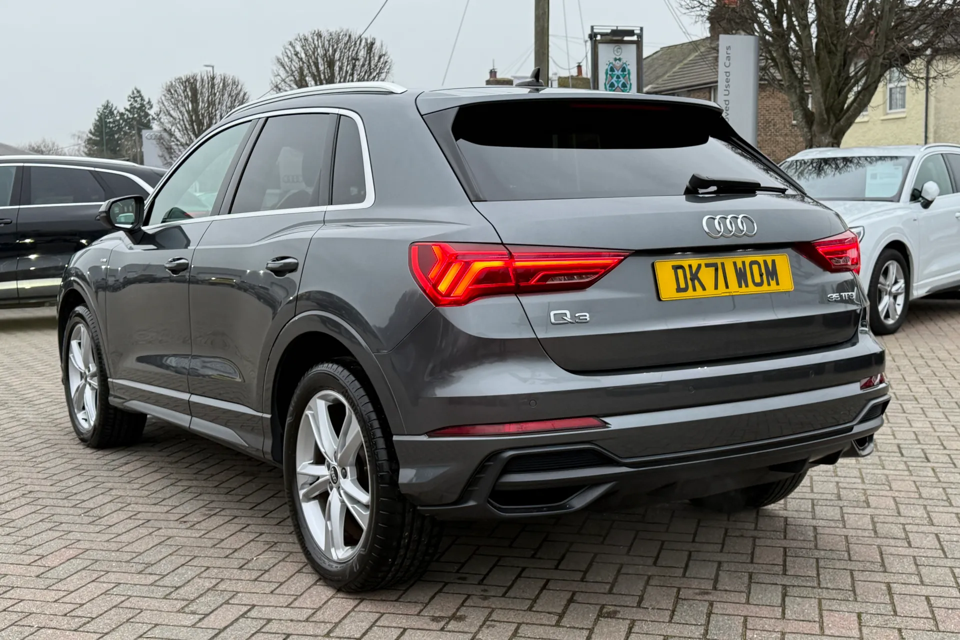 Audi Q3 thumbnail image number 30