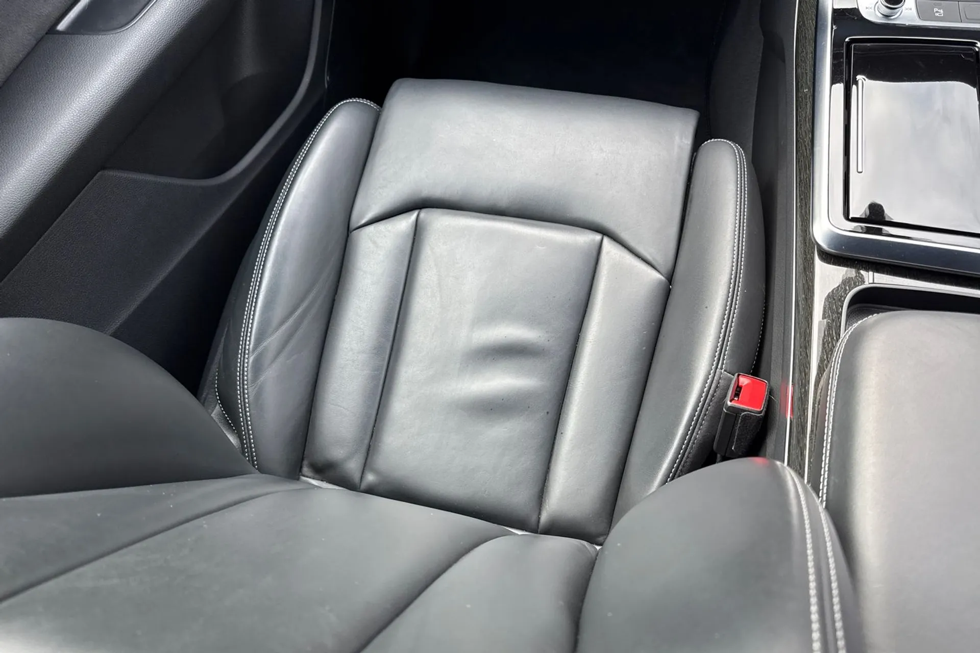 Audi Q7 thumbnail image number 33