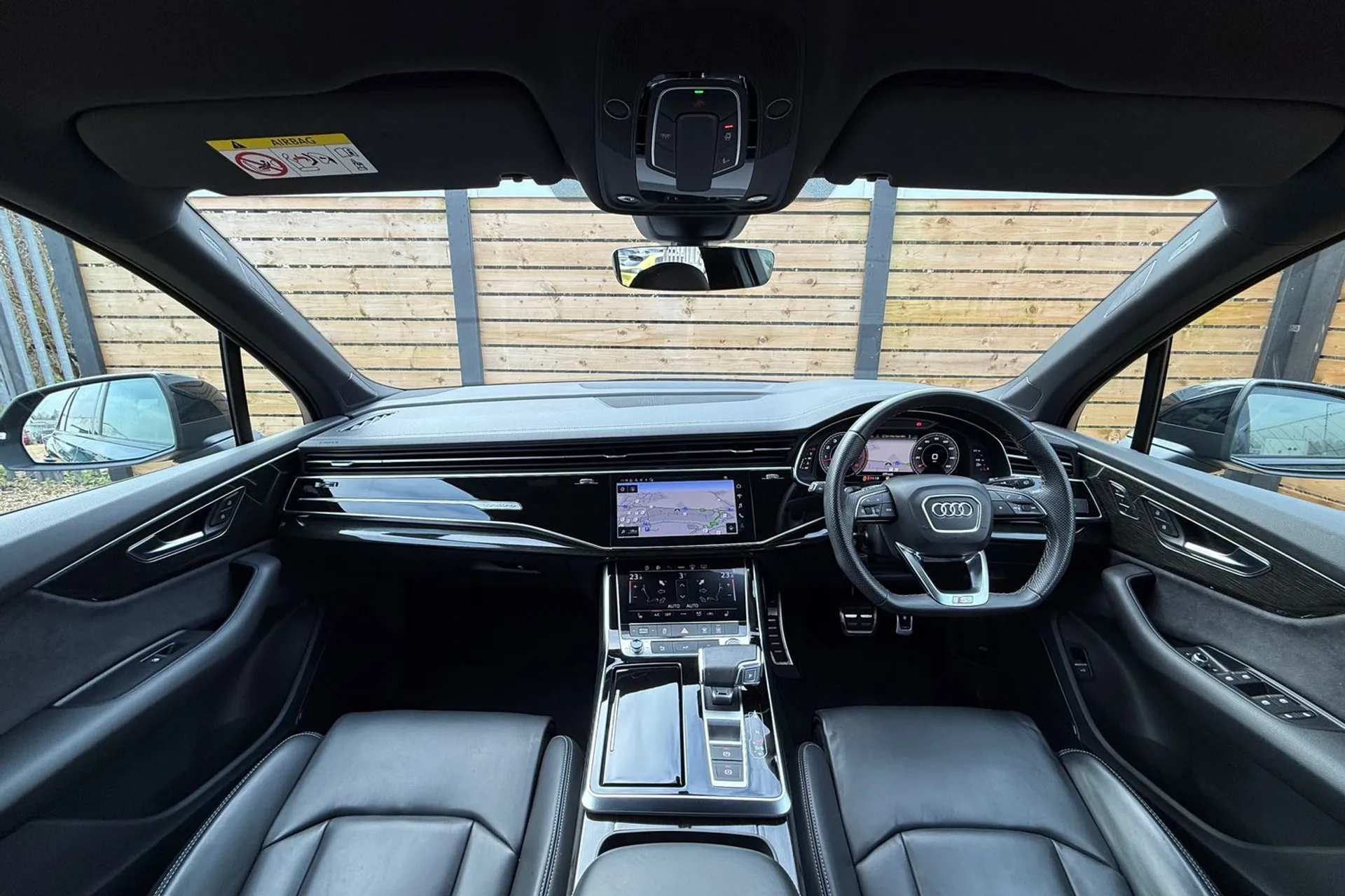 Audi Q7 thumbnail image number 3