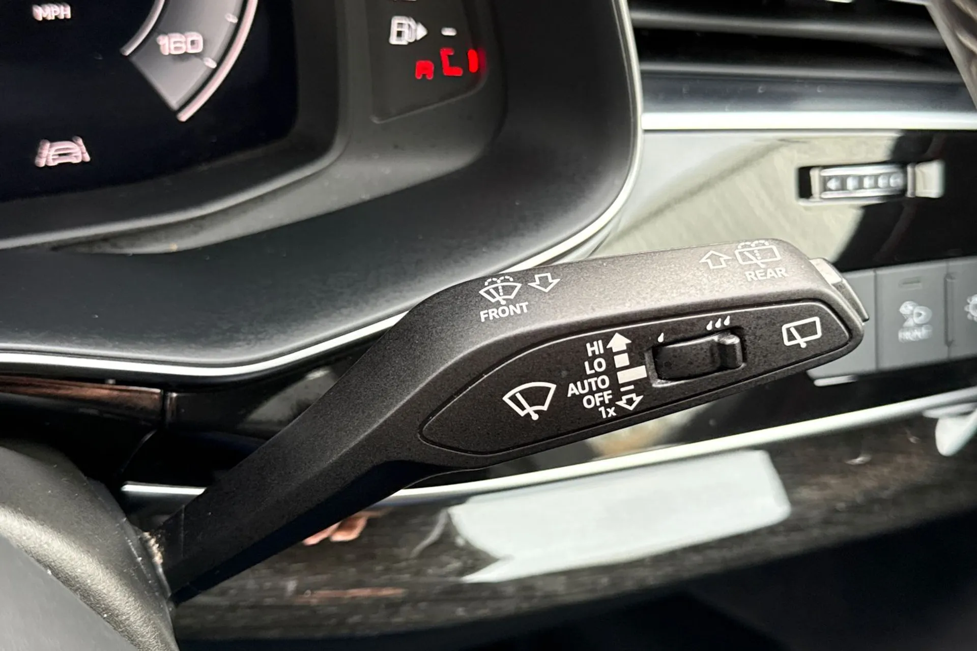 Audi Q7 thumbnail image number 54