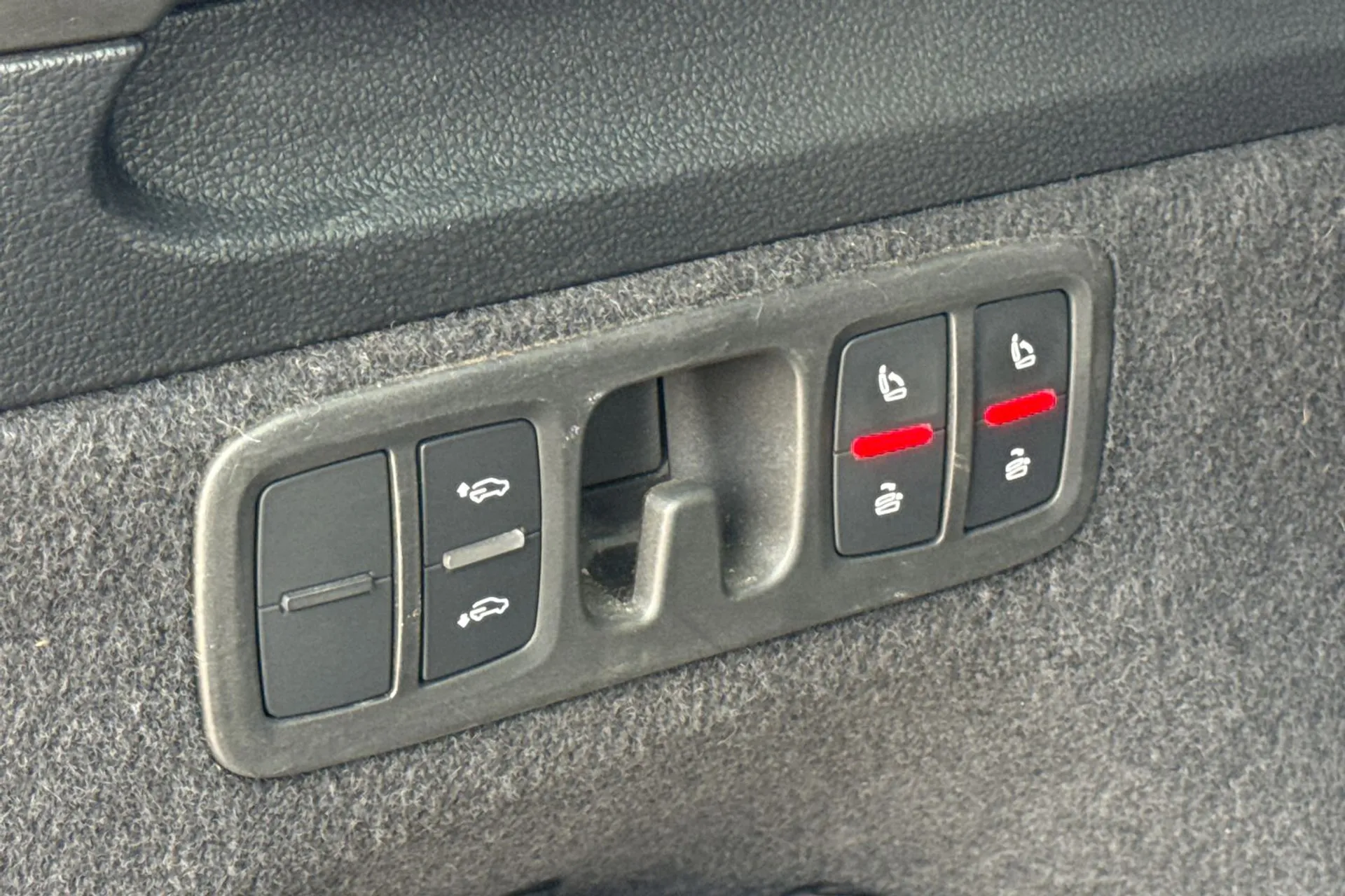 Audi Q7 thumbnail image number 22