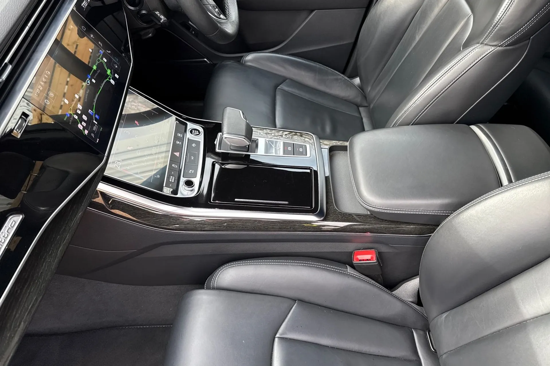 Audi Q7 thumbnail image number 41