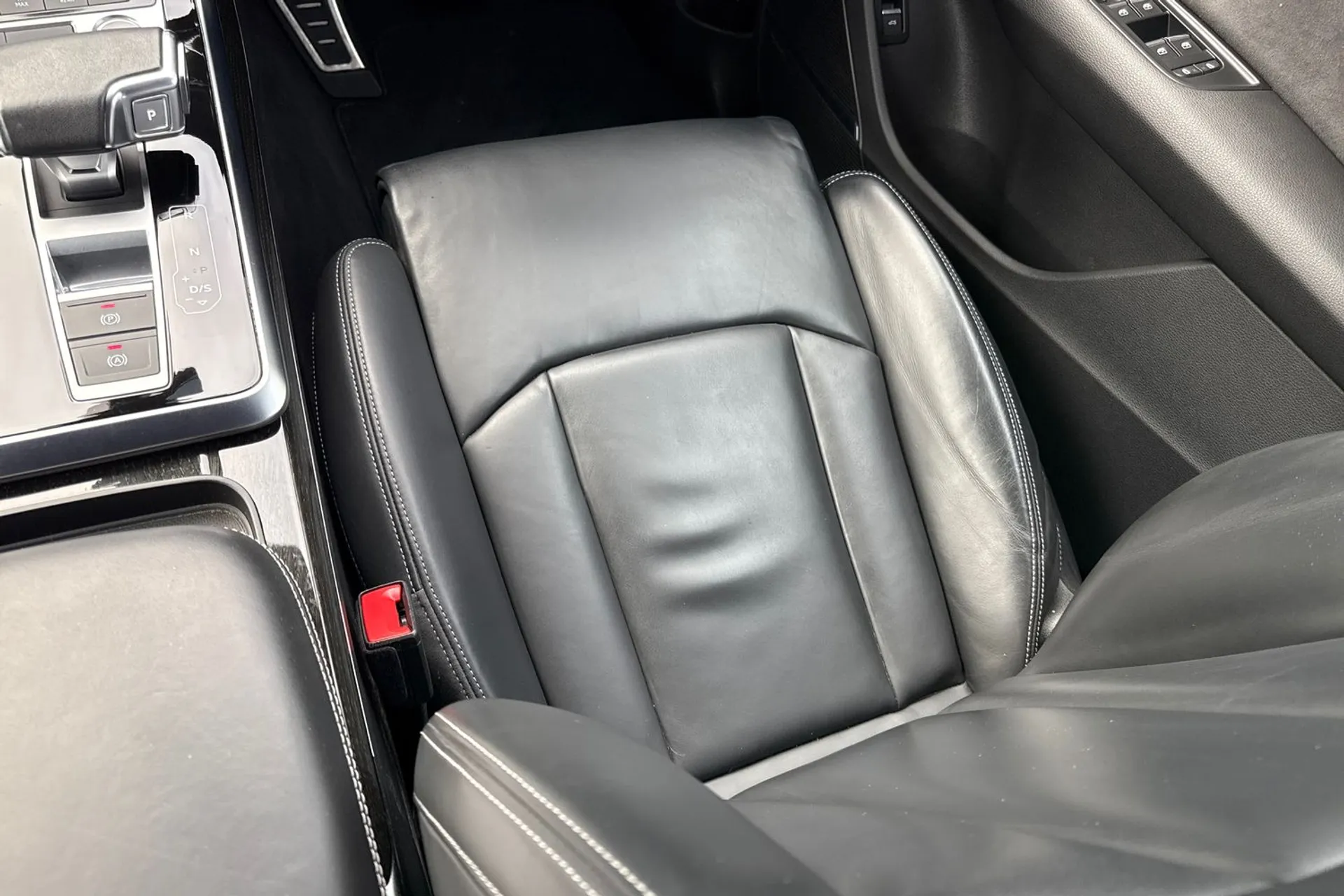 Audi Q7 thumbnail image number 34