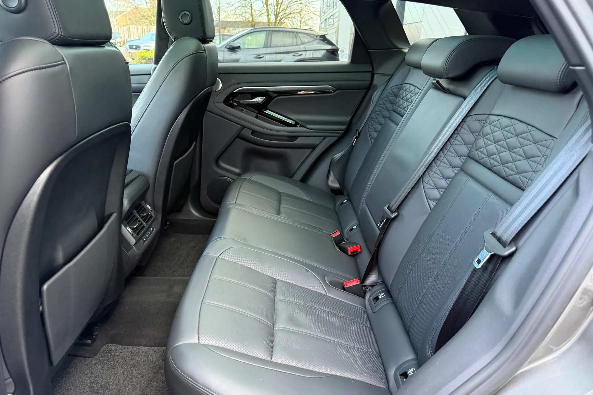 LAND ROVER RANGE ROVER EVOQUE thumbnail image number 48