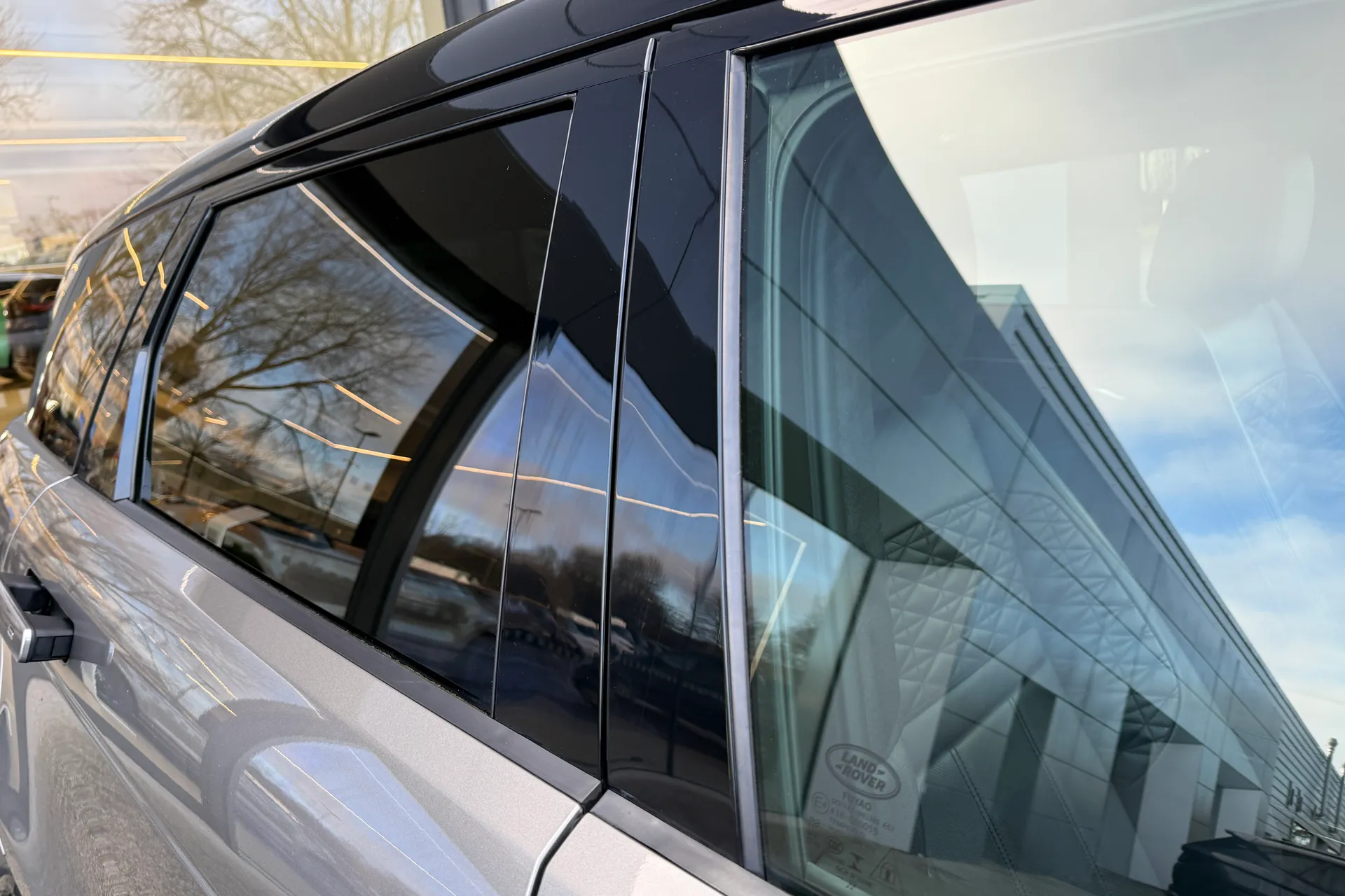 LAND ROVER RANGE ROVER EVOQUE thumbnail image number 23